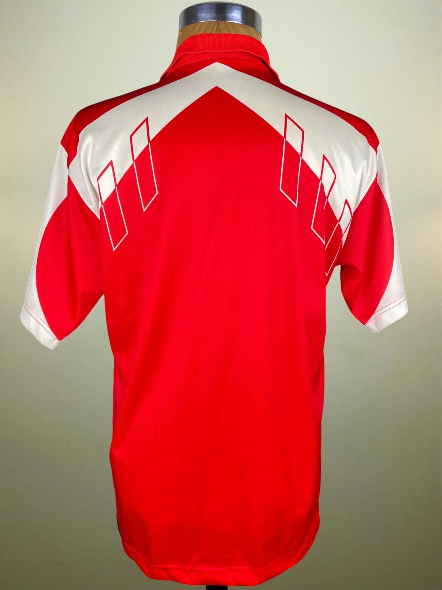 Store Shirt • Bari • 1984 • Adidas • Away • Size M