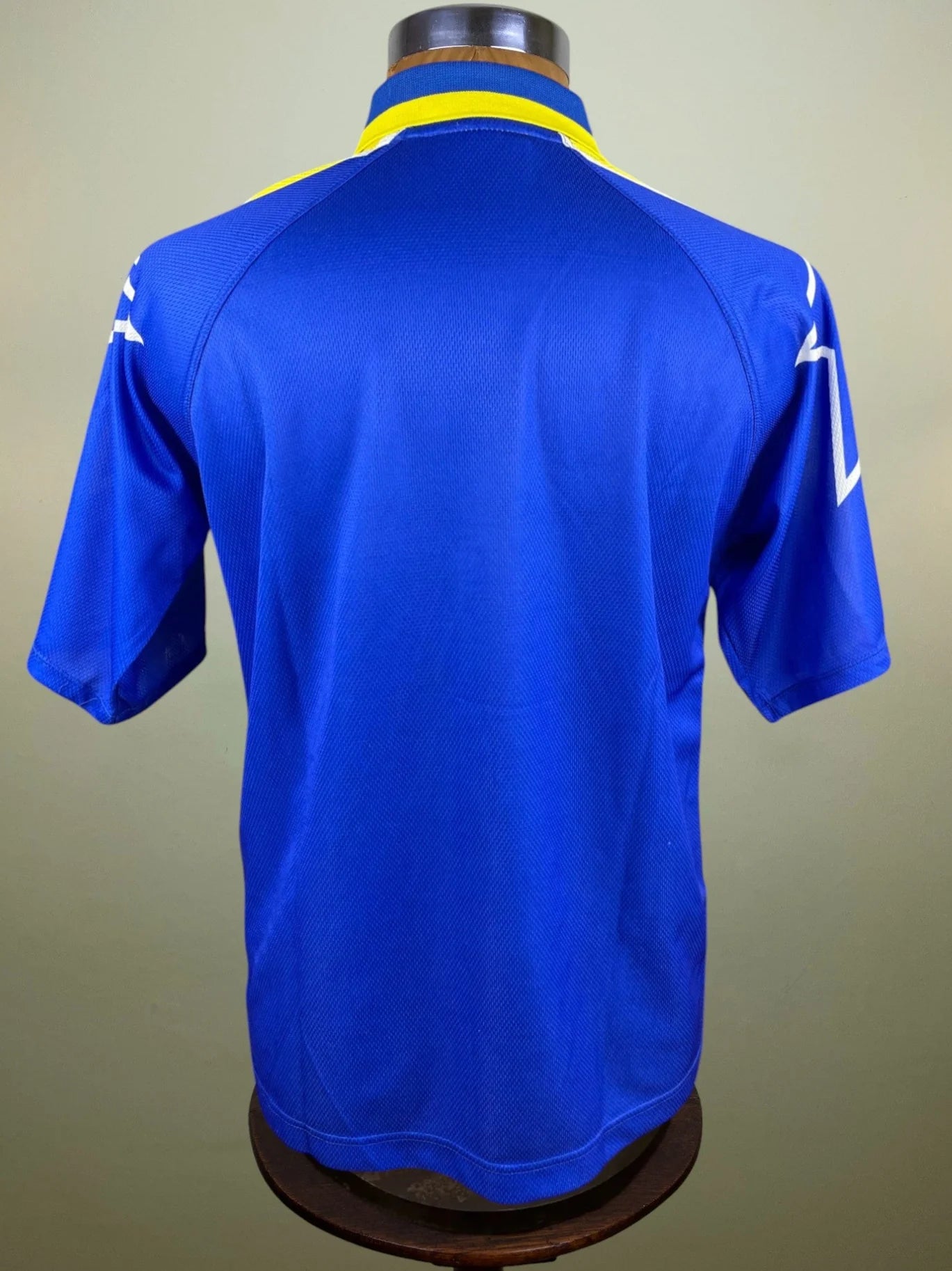Store Shirt • Juventus • 1996 • Kappa • Away • Size M