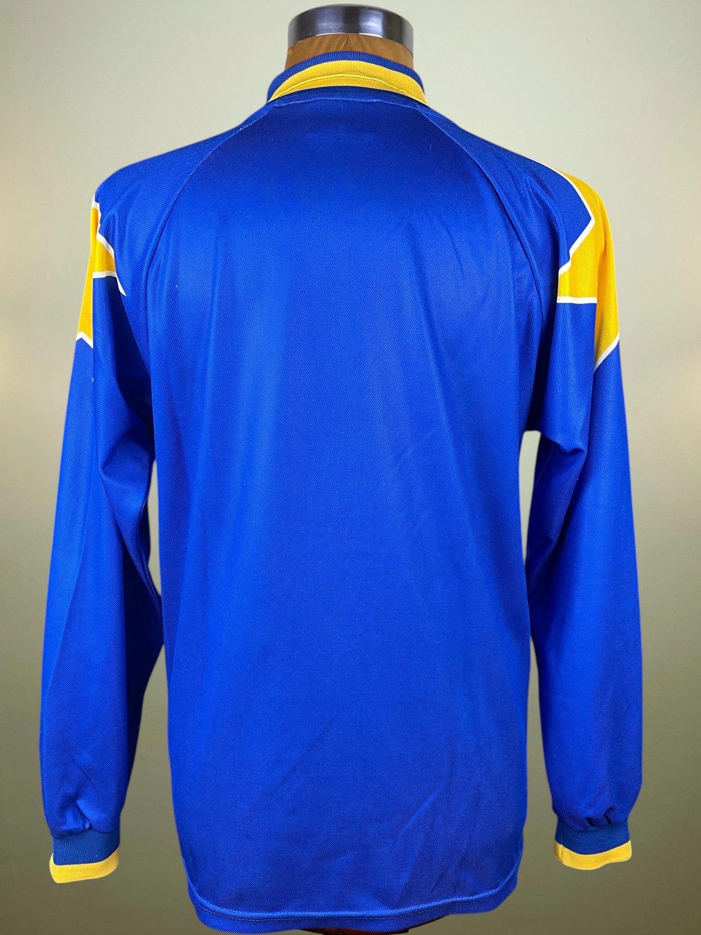 Store Shirt • Juventus • 1996 • Kappa • Away • Size M