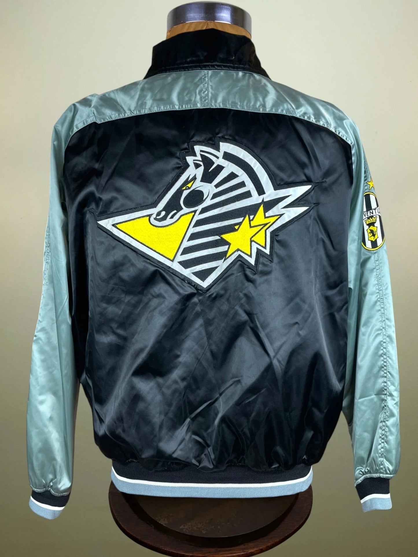 Store Top • Bomber • Juventus • 1995 • Kappa • Size M