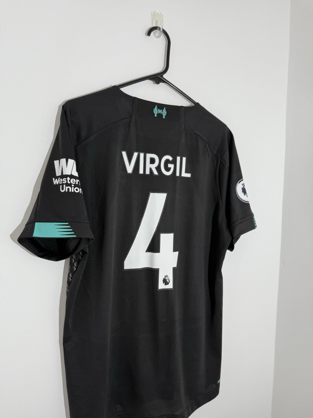 Liverpool Virgil #4 2019/20 Large 3rd Shirt Excellent Condition MT930023
