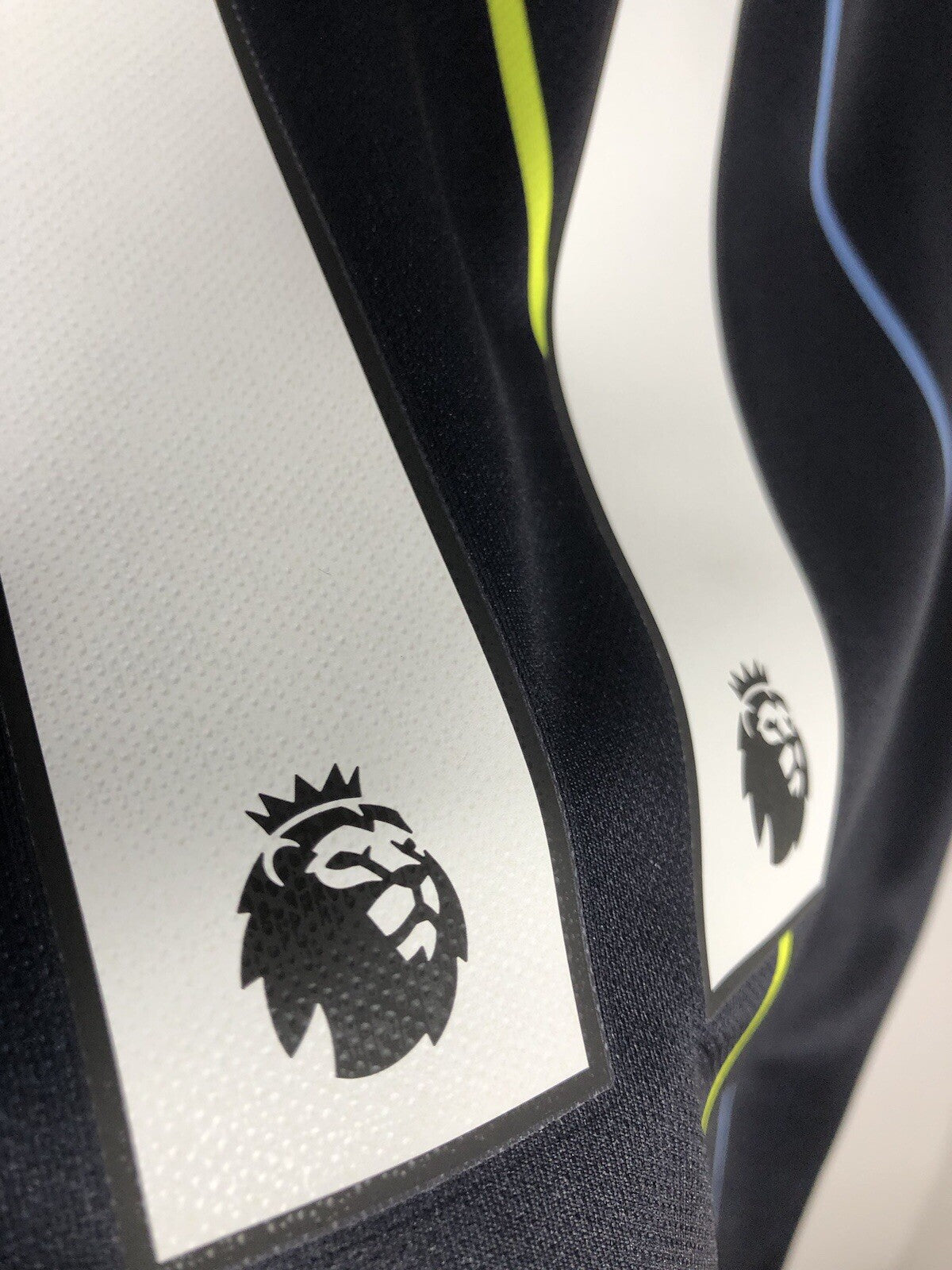 Manchester City De Bruyne #17 2018/19 Large Away Excellent Condition 919002-476