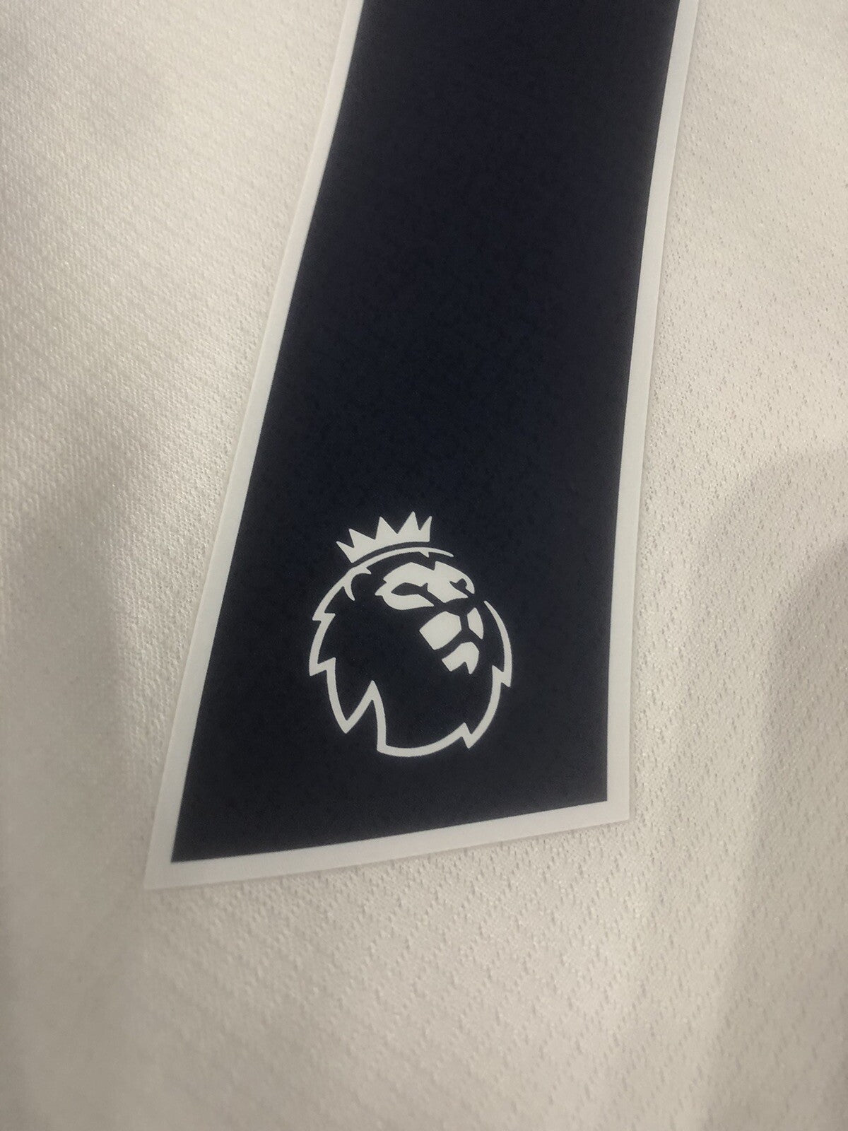 Tottenham Hotspur Romero #17 2022/23 Large Home Excellent Condition DM1849-101