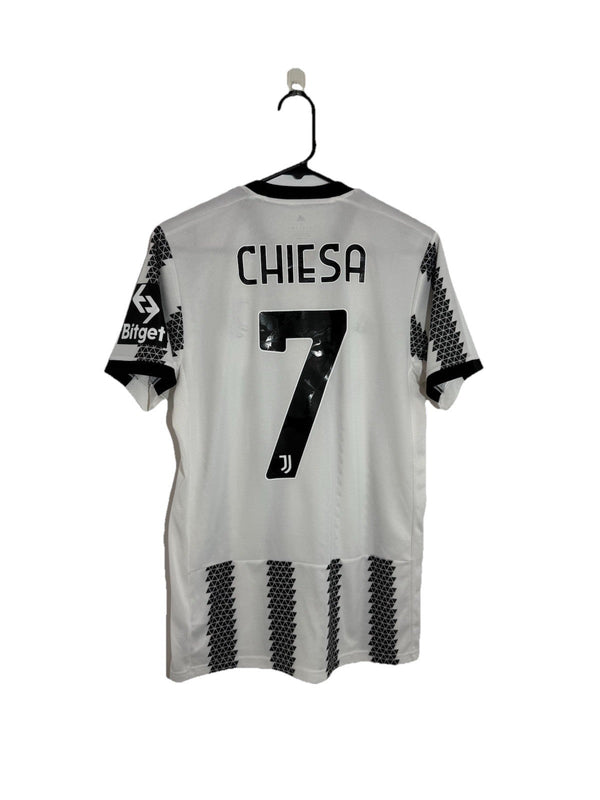 Juventus Chiesa #7 2022/23 Small Home Shirt Adidas Excellent Condition H38907