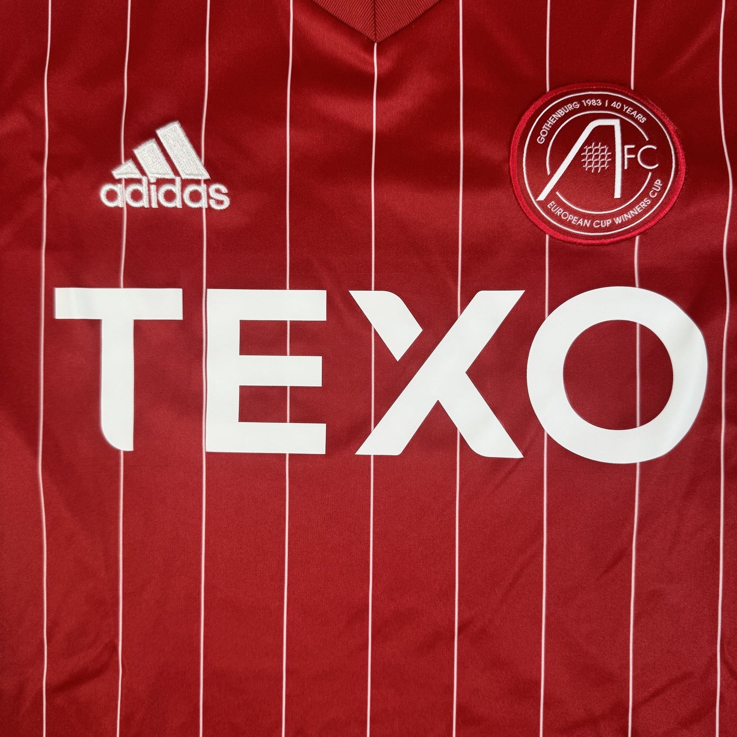 Aberdeen 2022/2023 Home Football Shirt Small