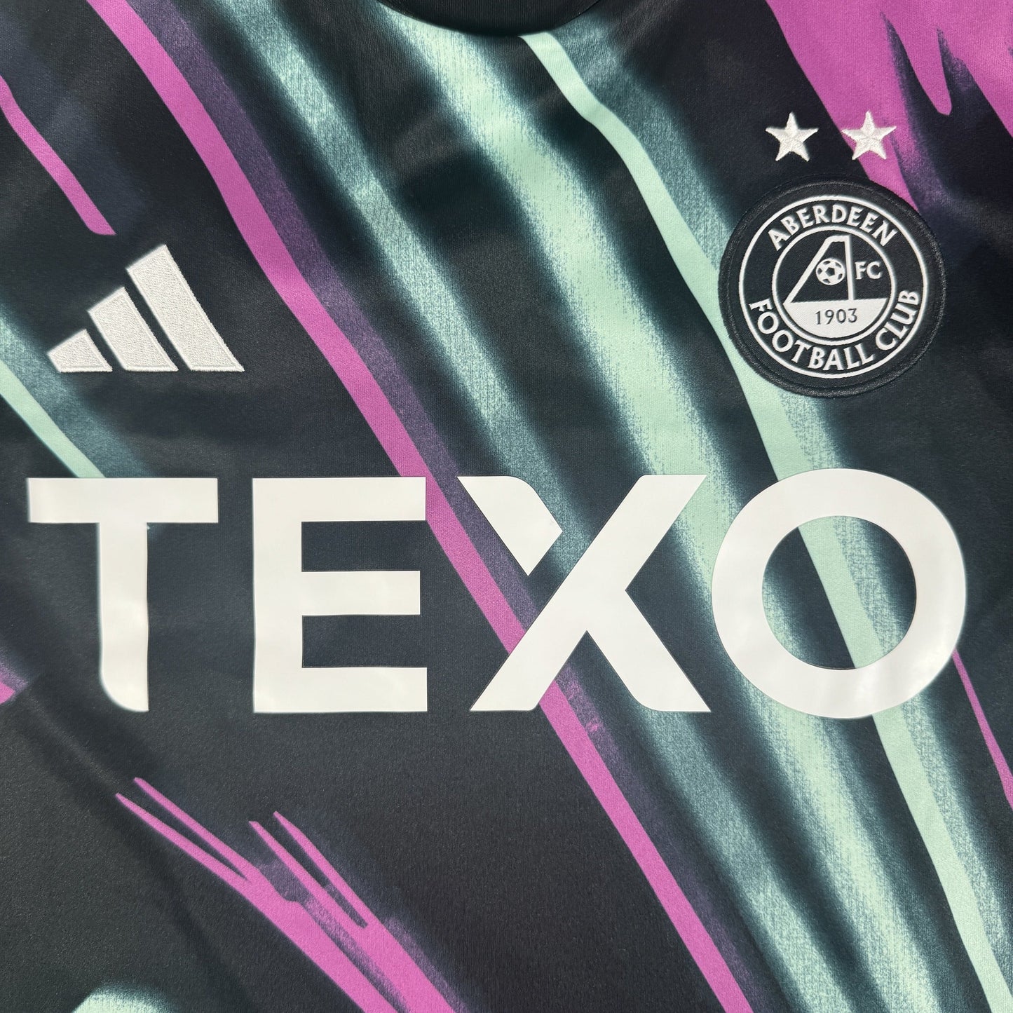 Aberdeen 2023/2024 Away Football Shirt Medium