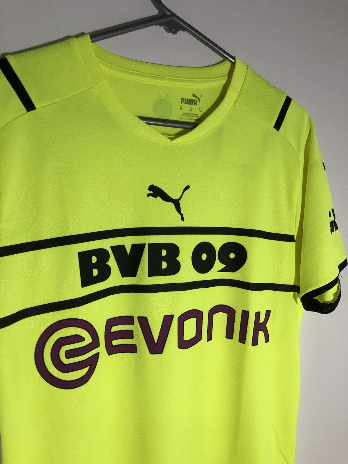 Borussia Dortmund 2021/22 Medium 3rd Shirt Puma BNWT 759068-03