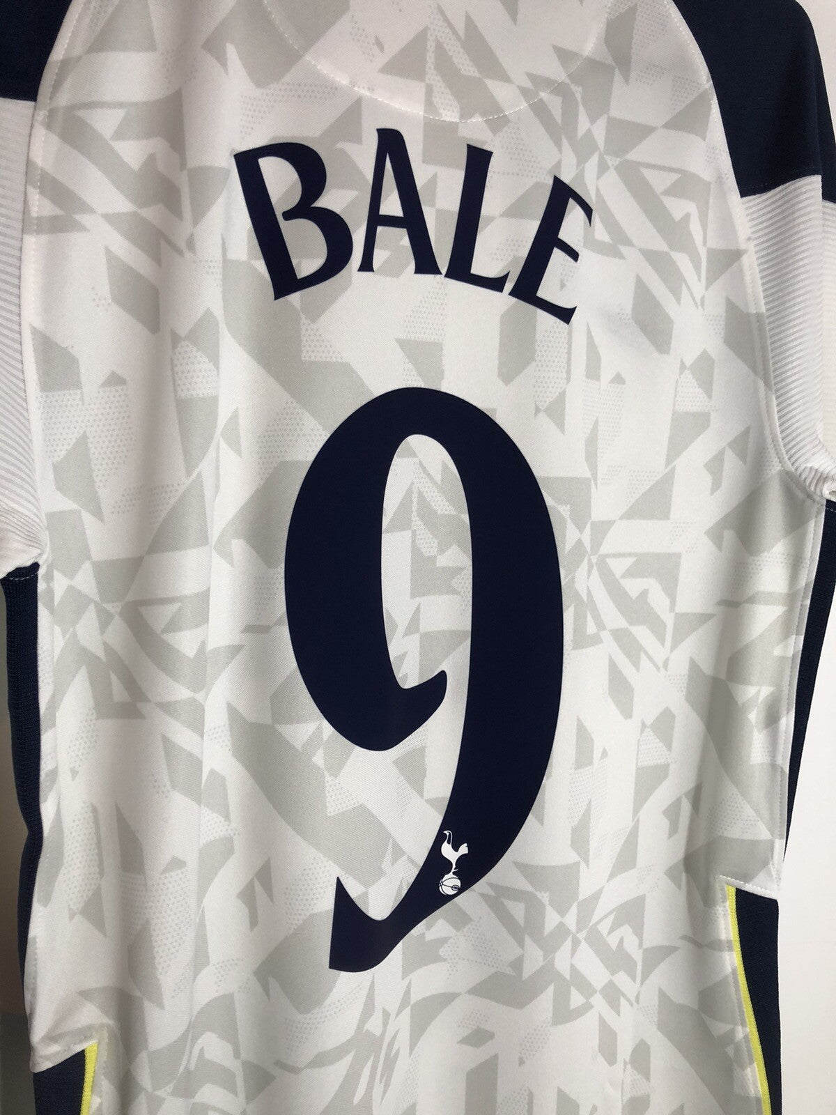 Tottenham Hotspur Bale #9 2020/21 Small Home Shirt BNWT CD4256-101