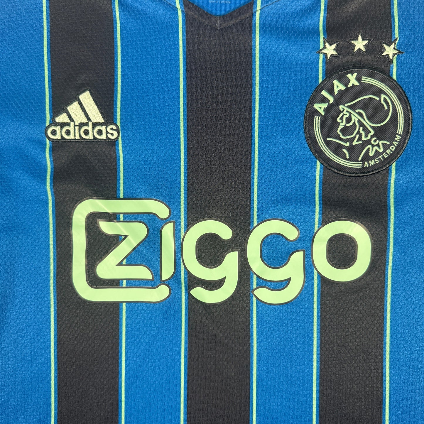 Ajax 2021/2022 Away Football Shirt Medium