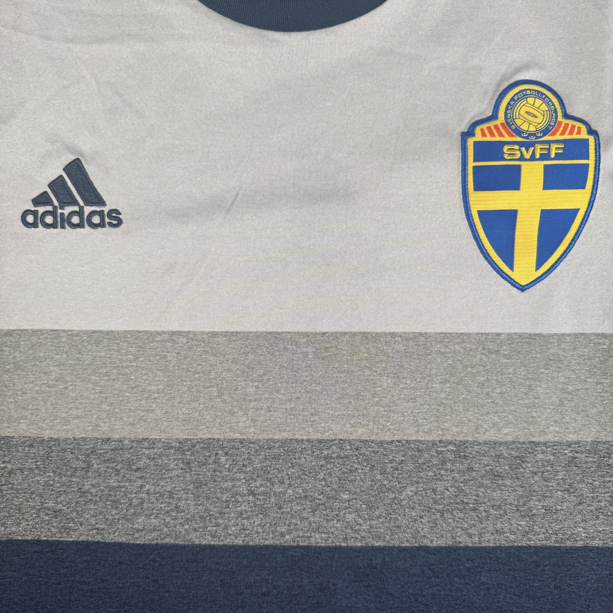 Sweden 2016/2017/2018 Away Football Shirt XXL