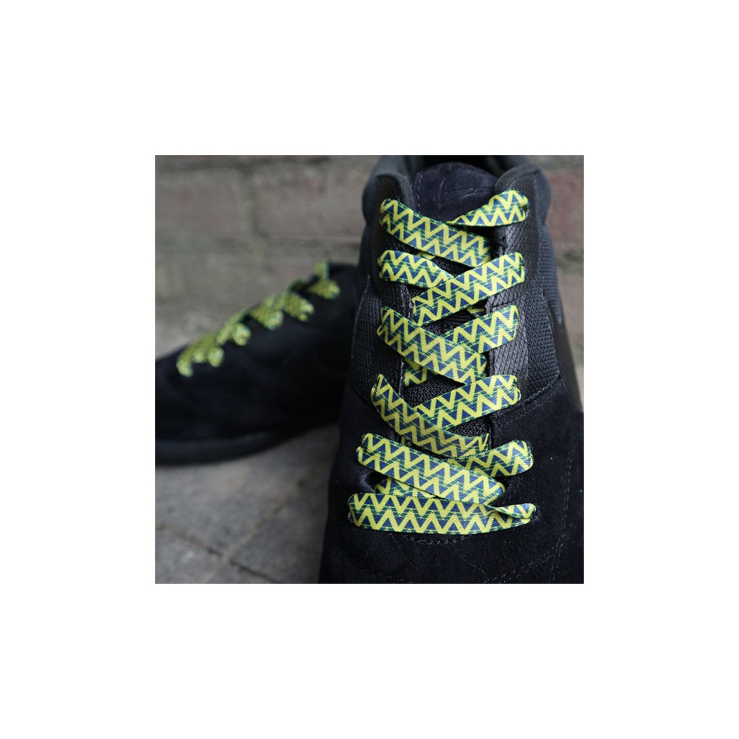 Arsenal Bruised Banana - Football Shirt Design Laces