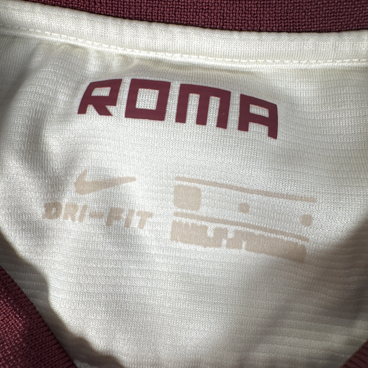 AS Roma 2020/2021 Away Football Shirt Large