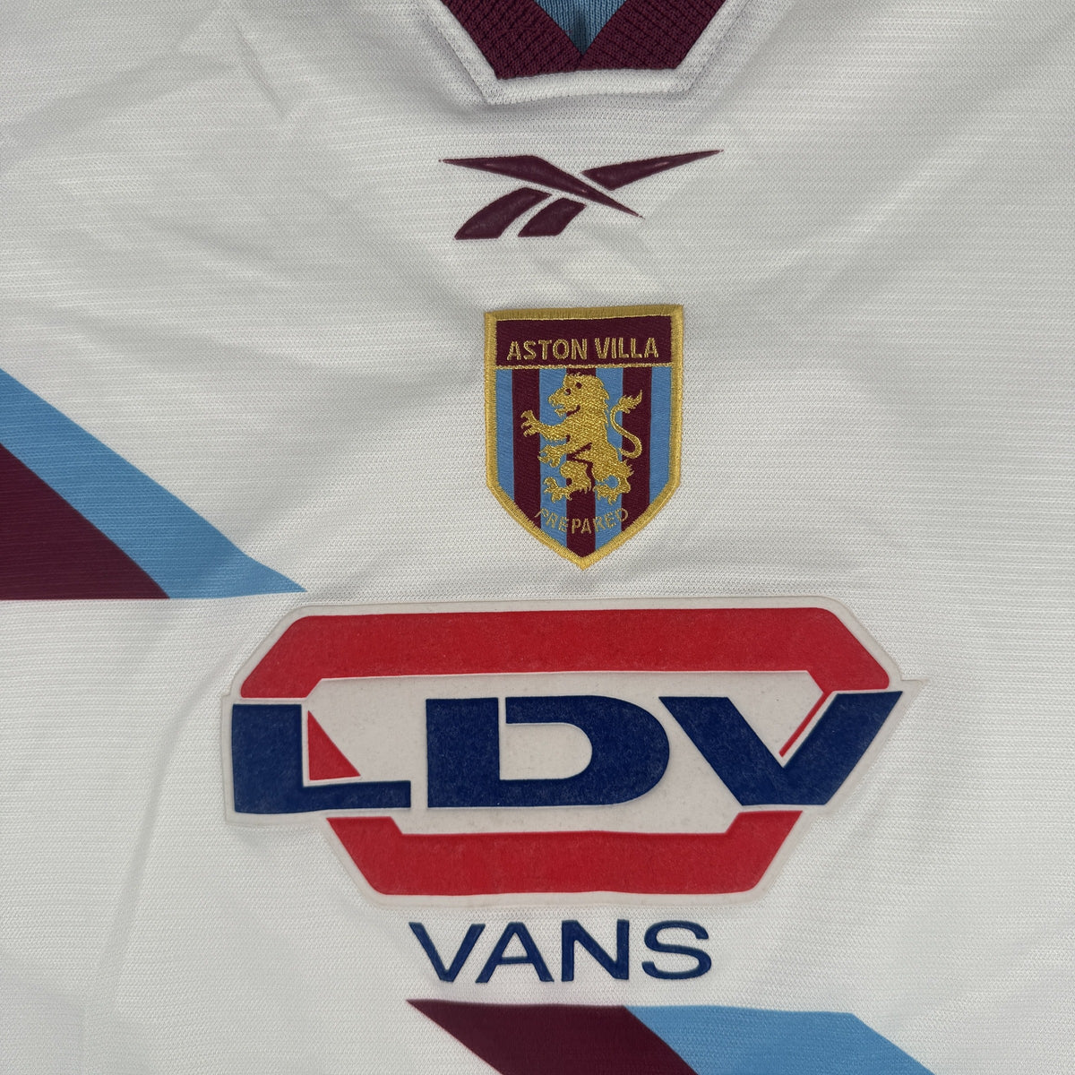 Aston Villa 1999/2000 Away Football Shirt XL