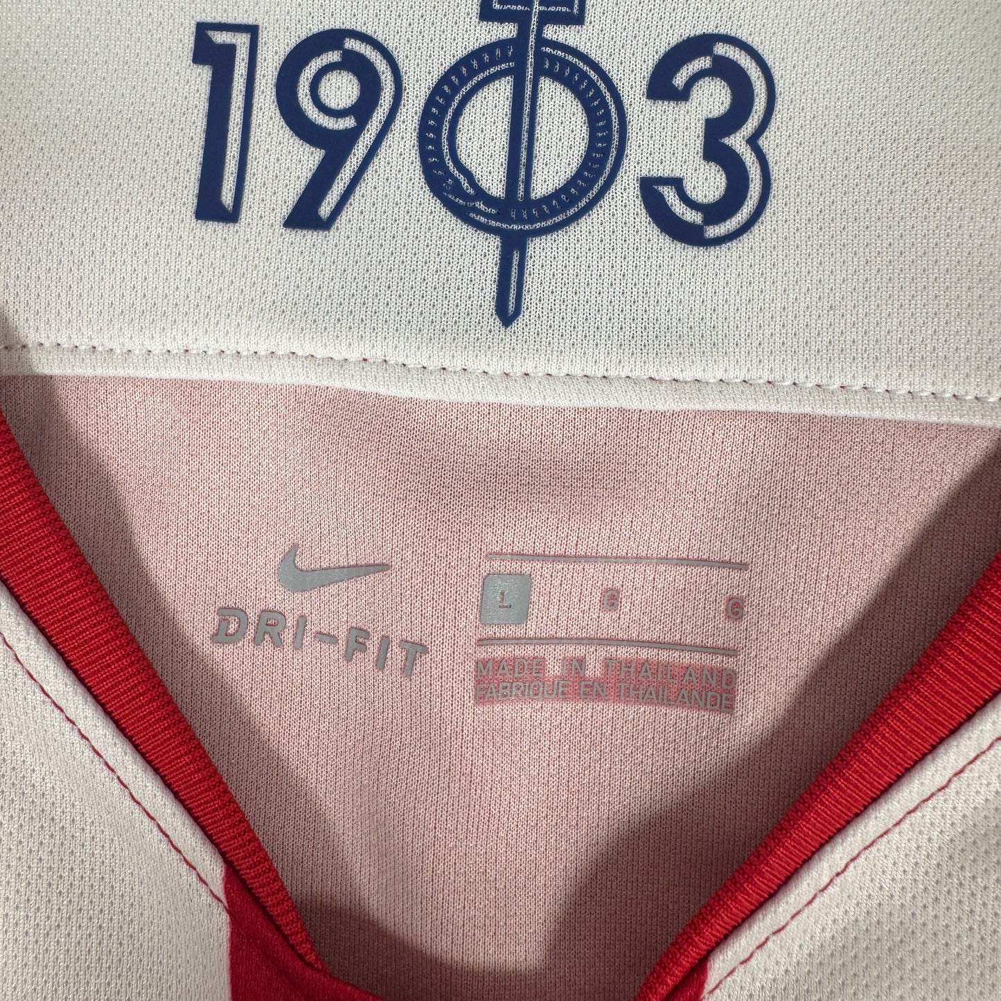 Atletico Madrid 2019/2020 Home Football Shirt Large