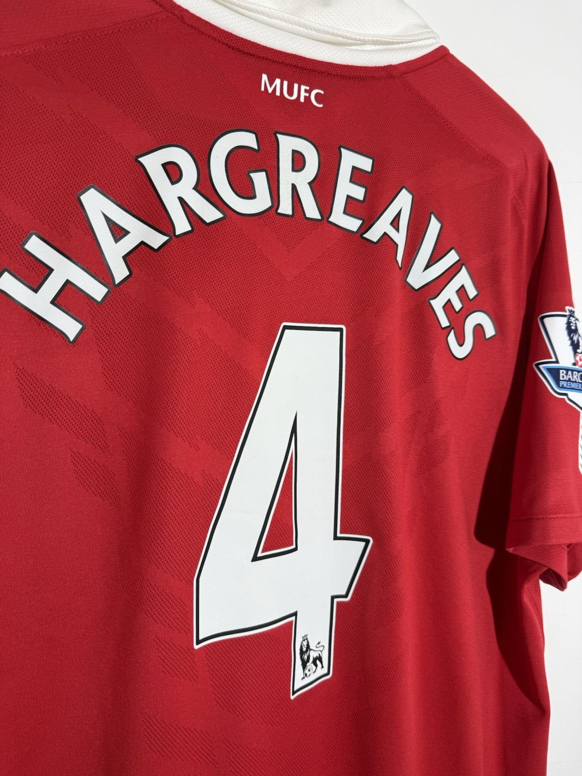 Man United Hargreaves #4 2010/11 Medium Home Excellent Condition 382469-623