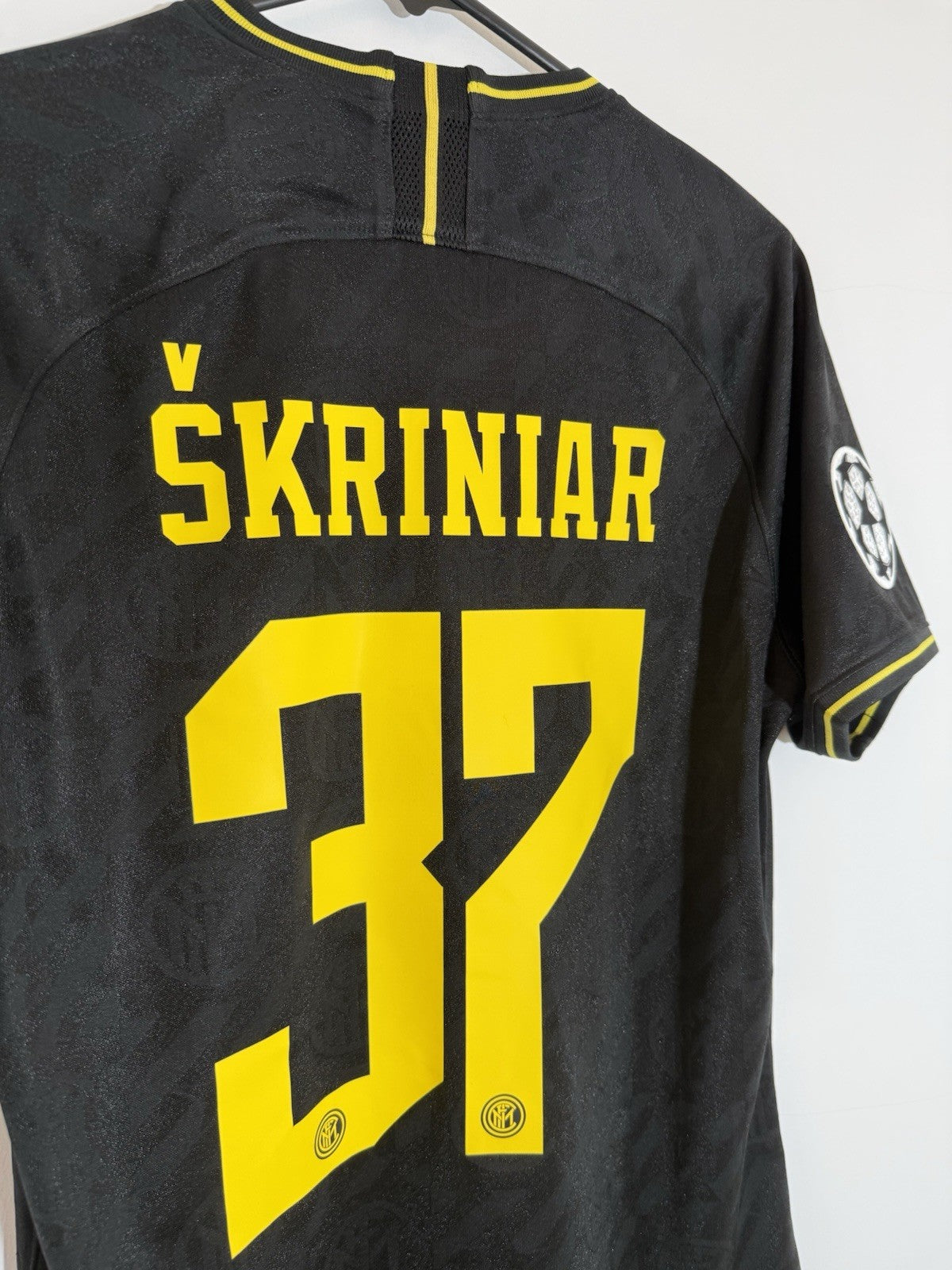 Inter Milan Skriniar #37 2019/20 Medium 3rd CL Excellent Condition AT0031-011