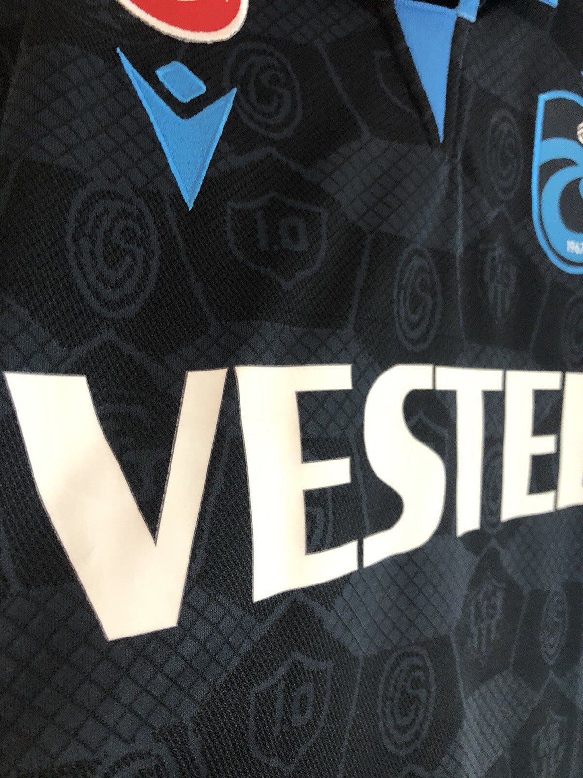 Trabzonspor 2020/21 Large Authentic 3rd Shirt Macron BNWT