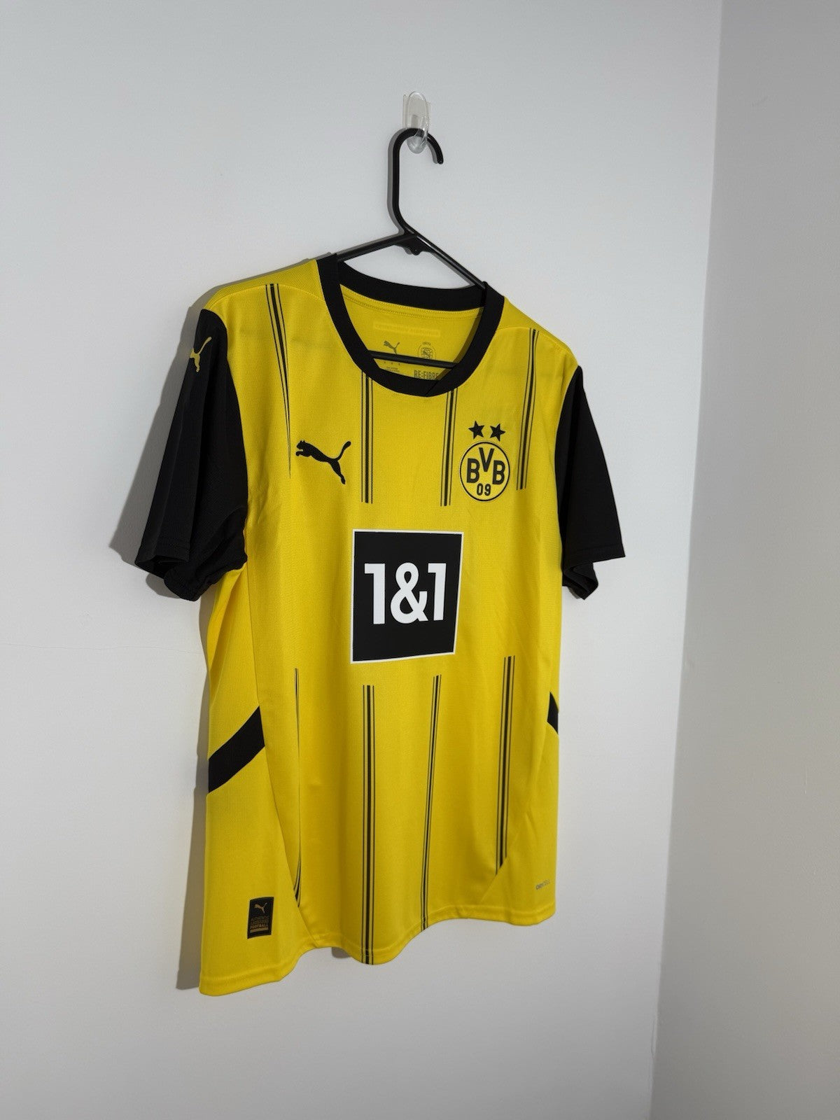 Borussia Dortmund Gittens #43 2024/25 Medium Home Shirt BNWT 774946-01