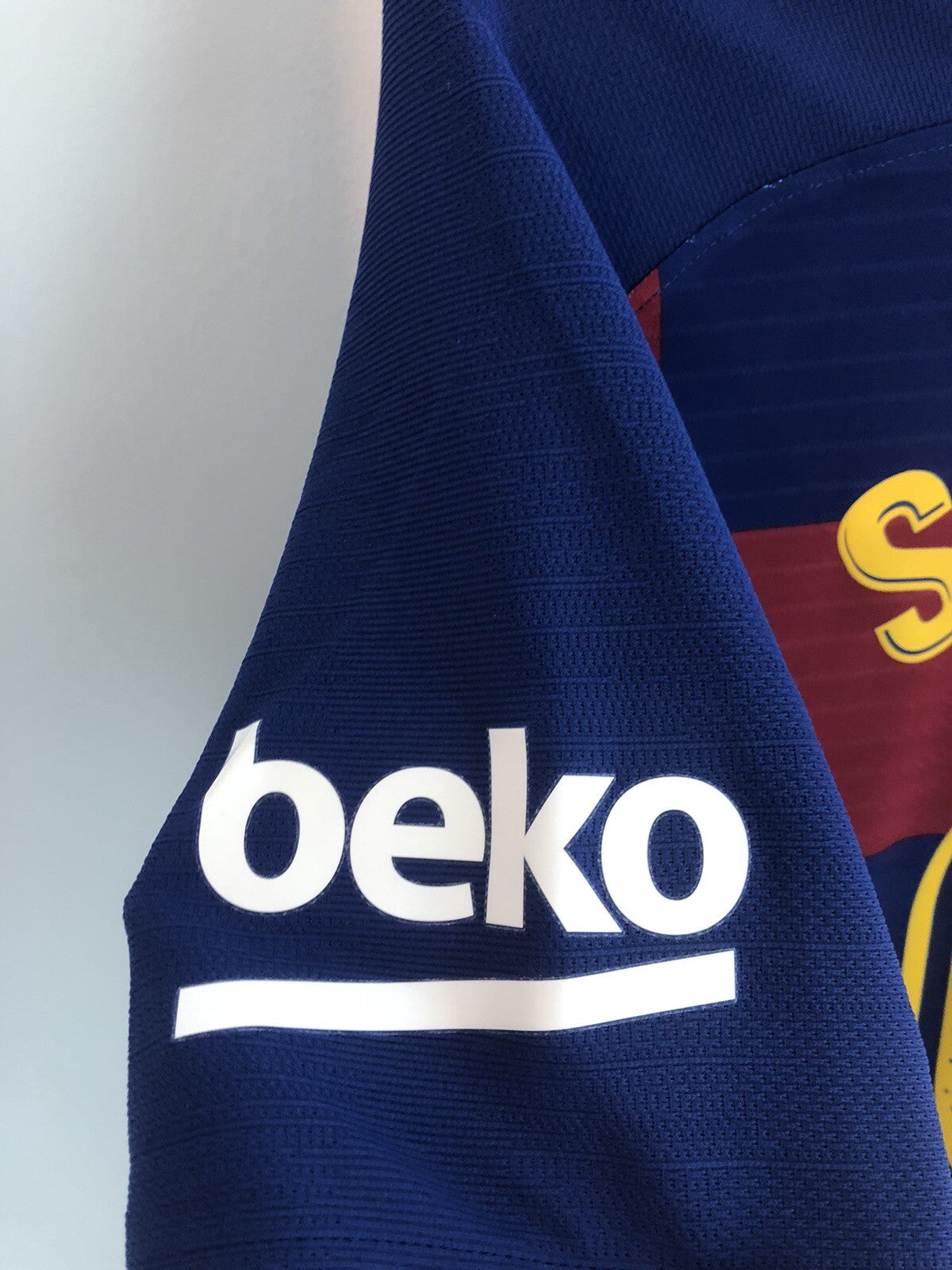 Barcelona Suarez #9 2019/20 Medium Vaporknit Home Excellent Condition AJ5257-456