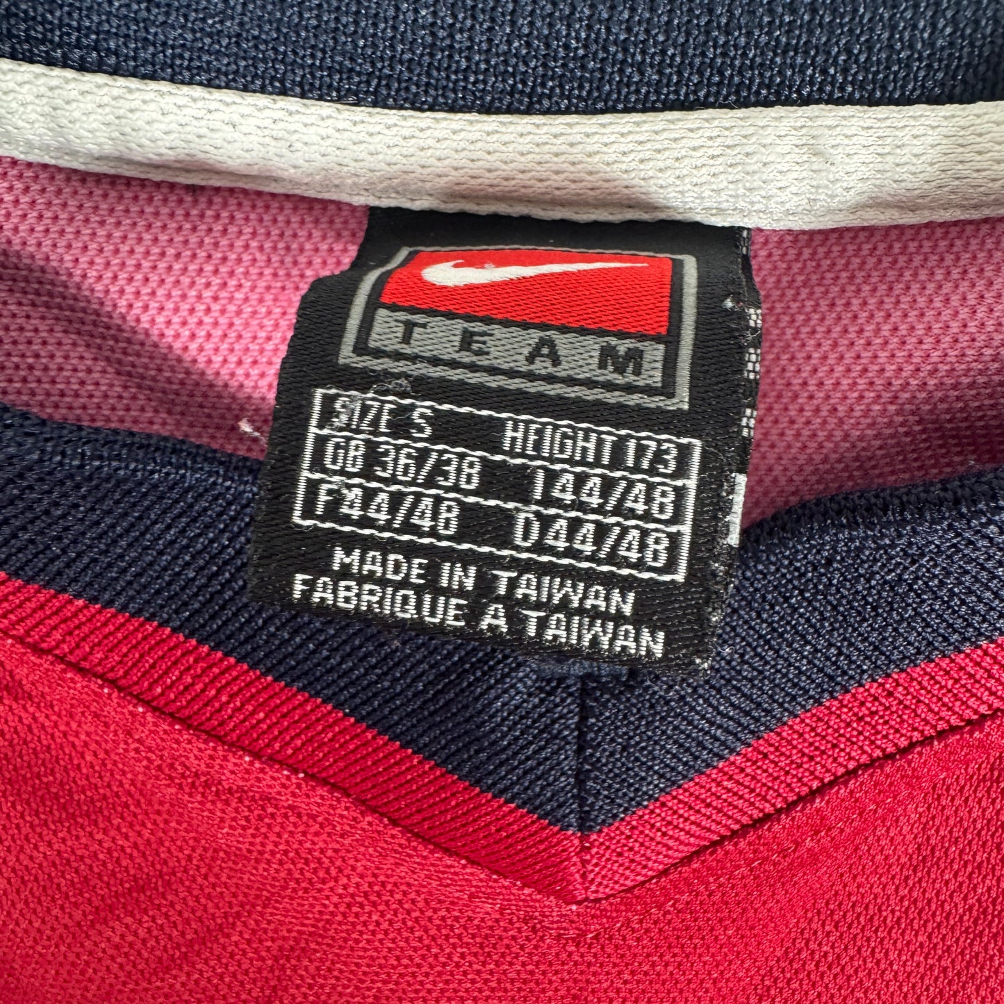 Barcelona 1998/1999 Home Football Shirt Small