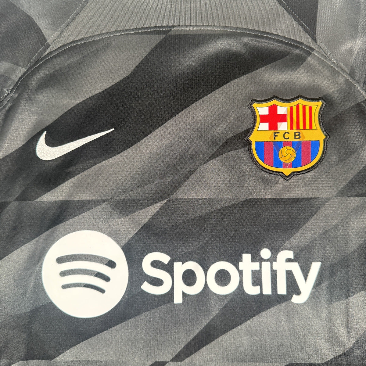 Barcelona 2023/2024 Goalkeeper Long Sleeve Football Shirt Large