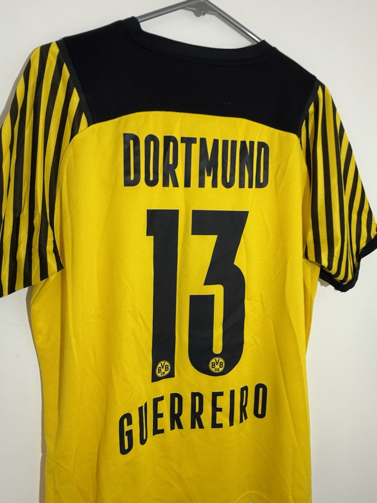 Borussia Dortmund Guerreiro #13 2021/22 Large Home Very Good Condition 759036-01