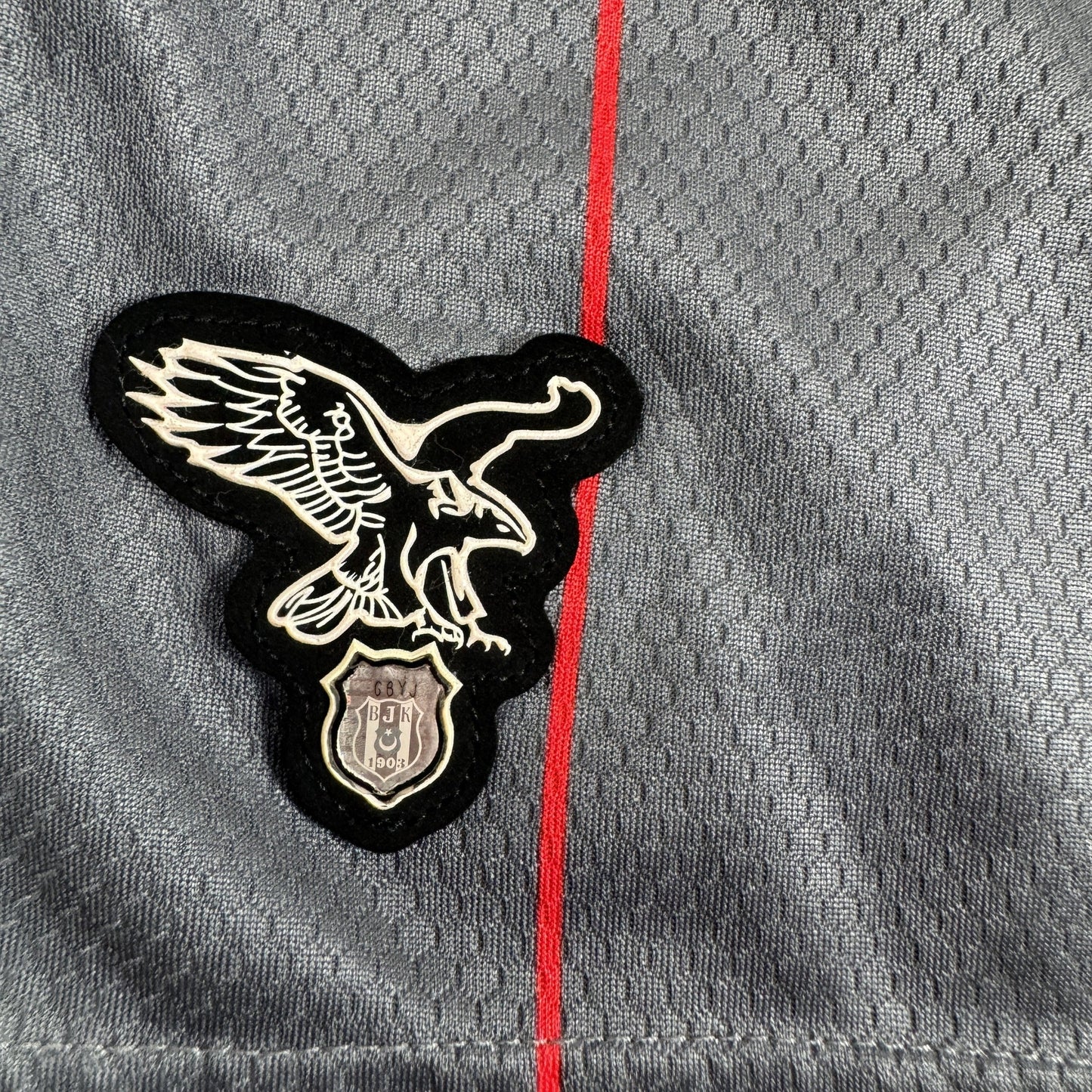 Beşiktaş 2021/2022 Third Football Shirt XL