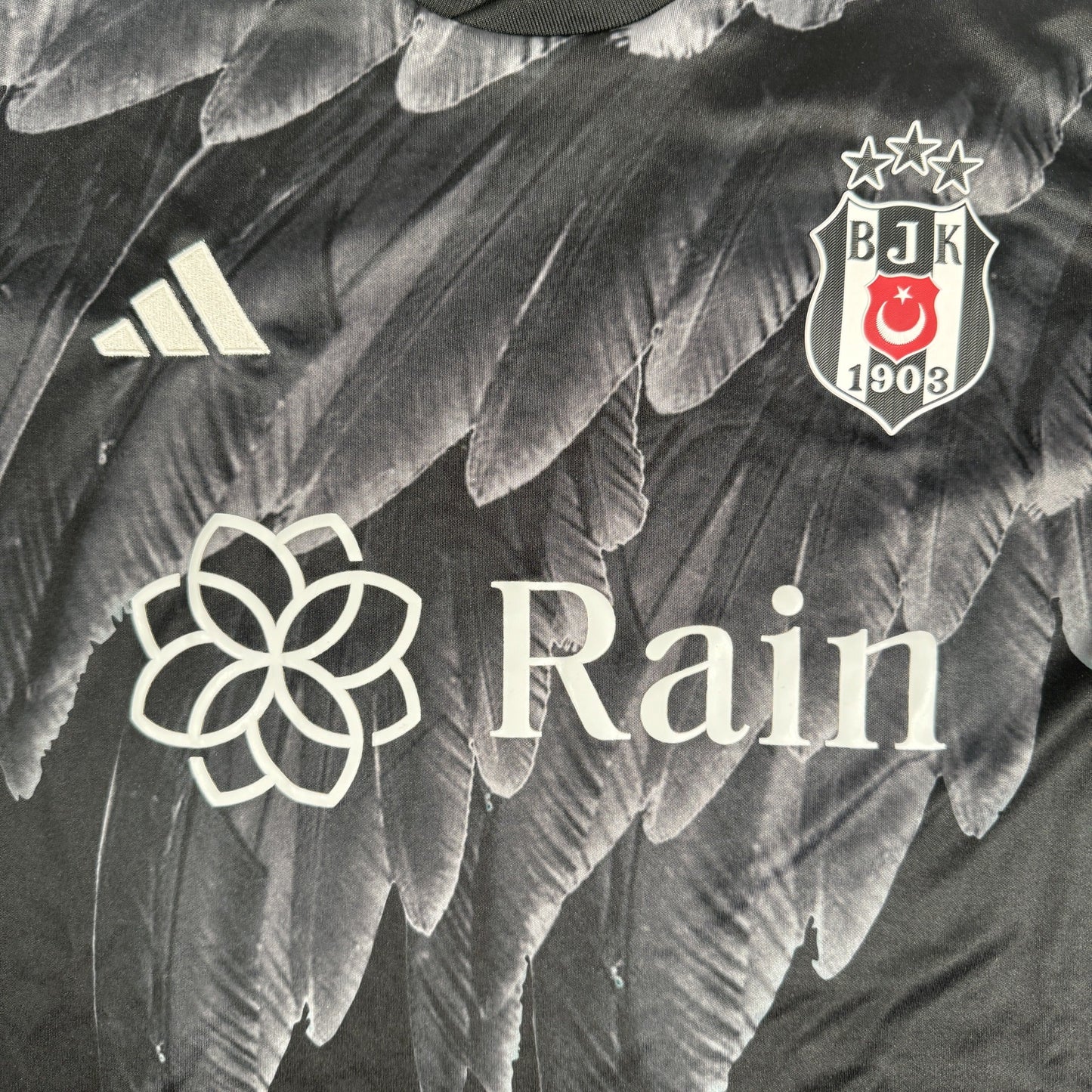 Beşiktaş 2023/2024 Away Football Shirt XL