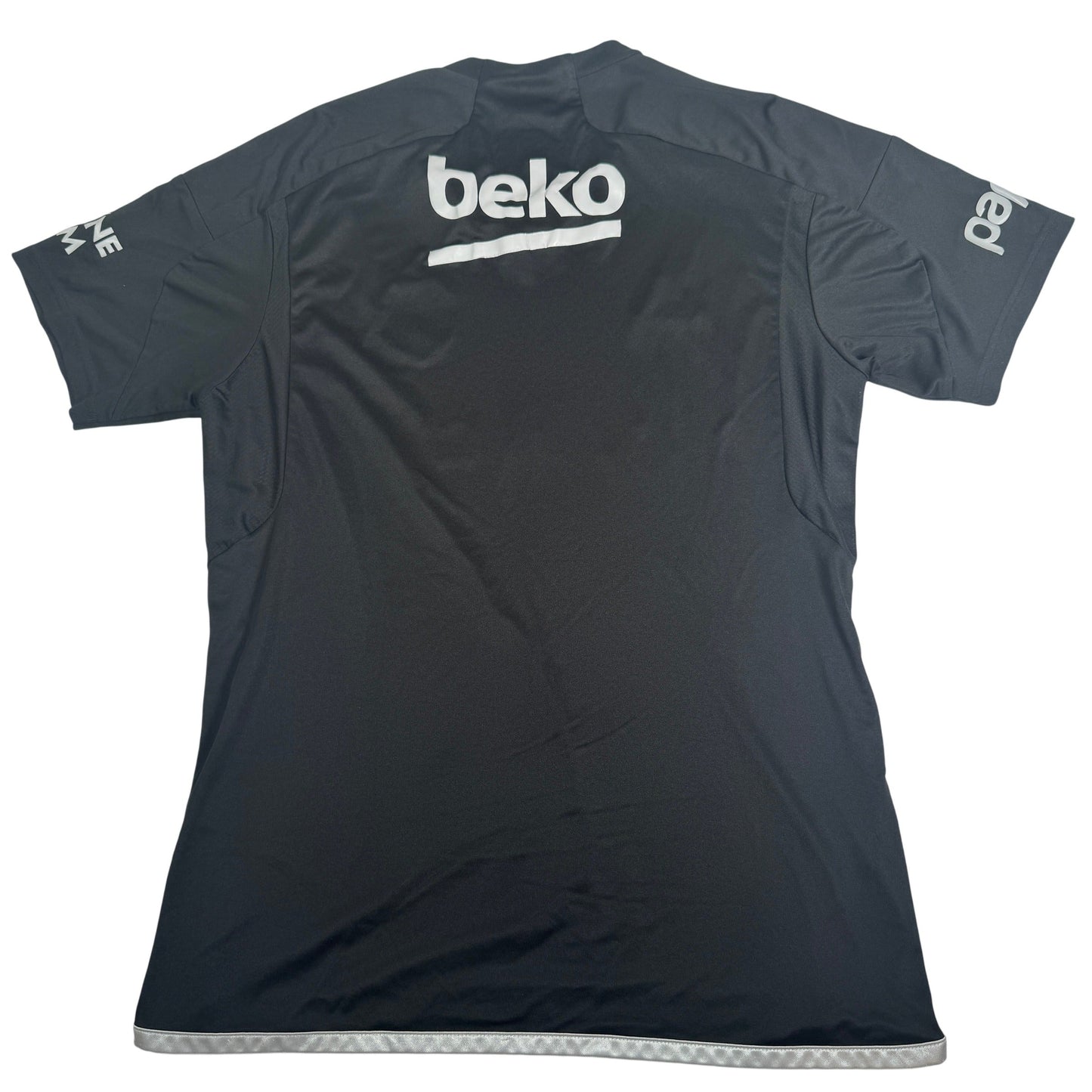 Beşiktaş 2023/2024 Away Football Shirt XL