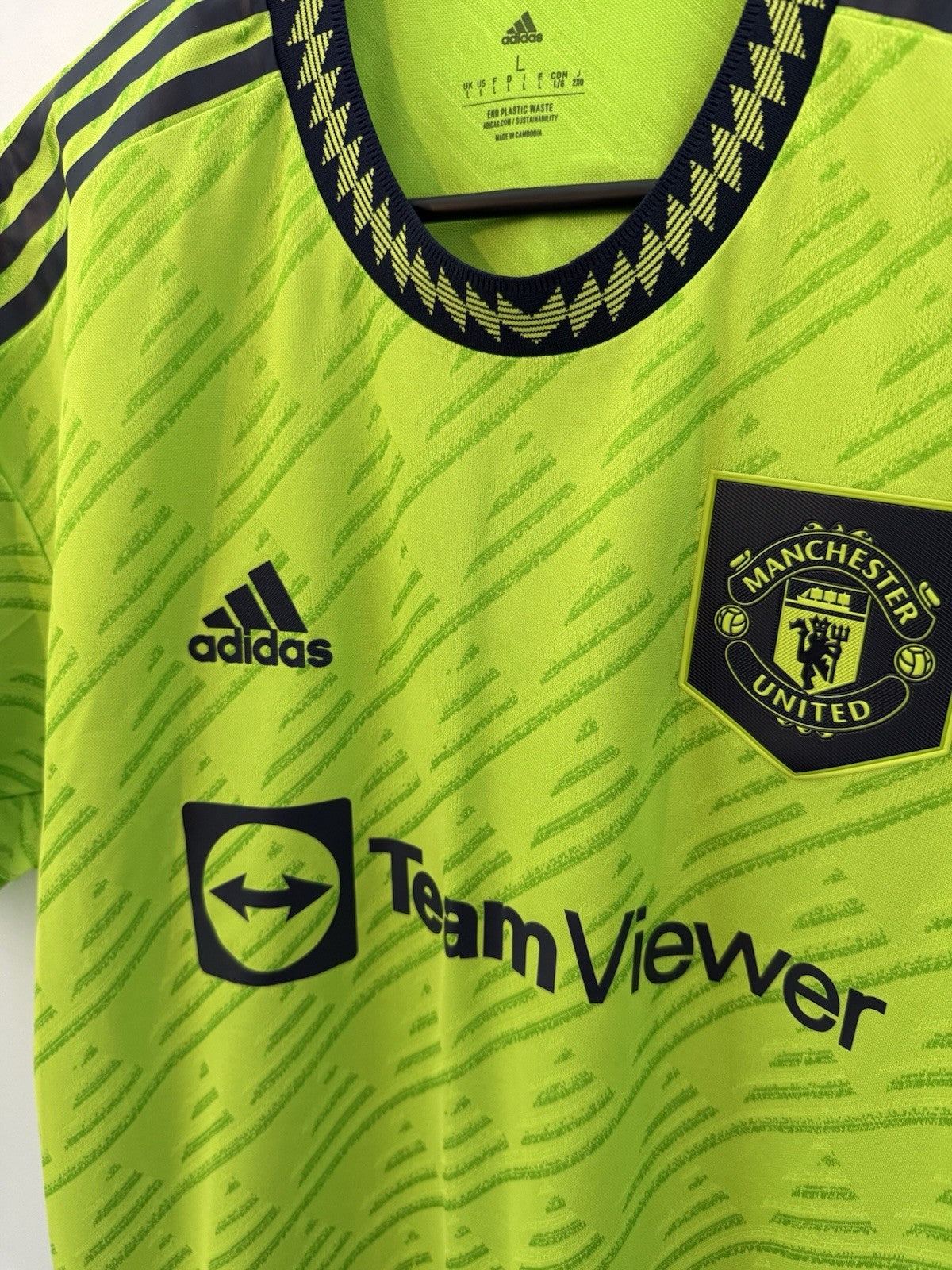 Manchester United Casemiro #18 2022/23 3rd Authentic Large Shirt BNWT HE2979