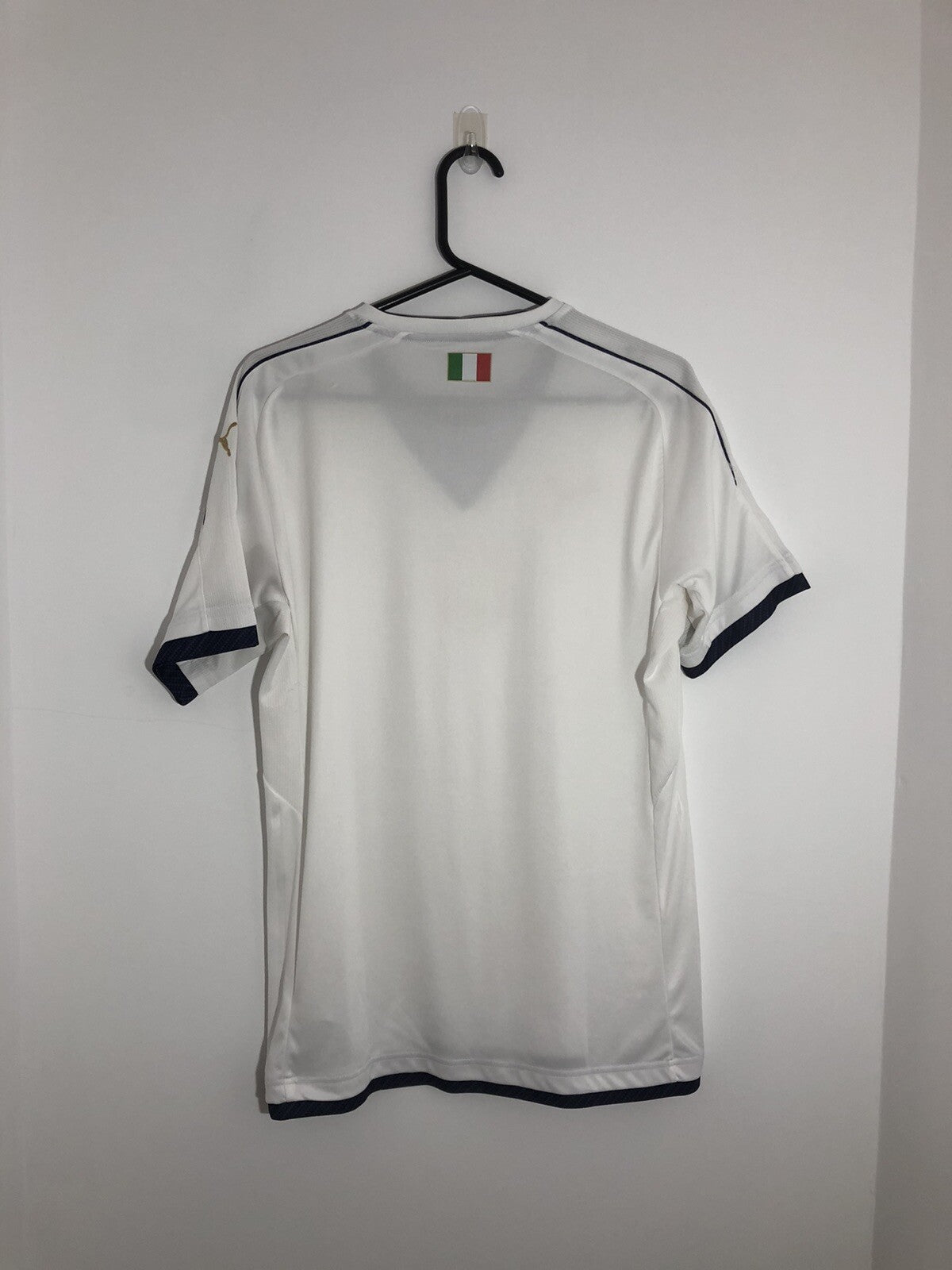 Italy 2018 Medium Away Tribune Shirt Very Good Condition 749574-04