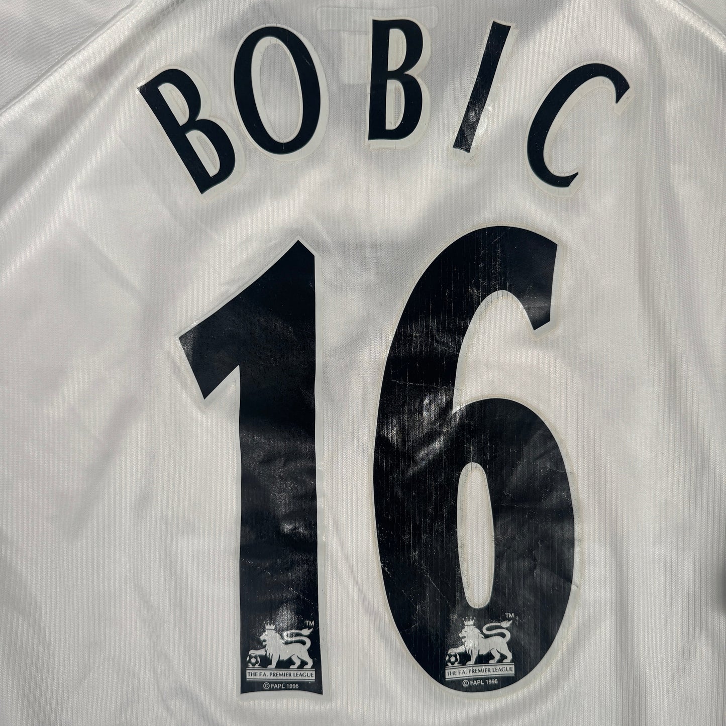 BOBIC 16 Bolton Wanderers 2001/2002/2003 Home Football Shirt Large