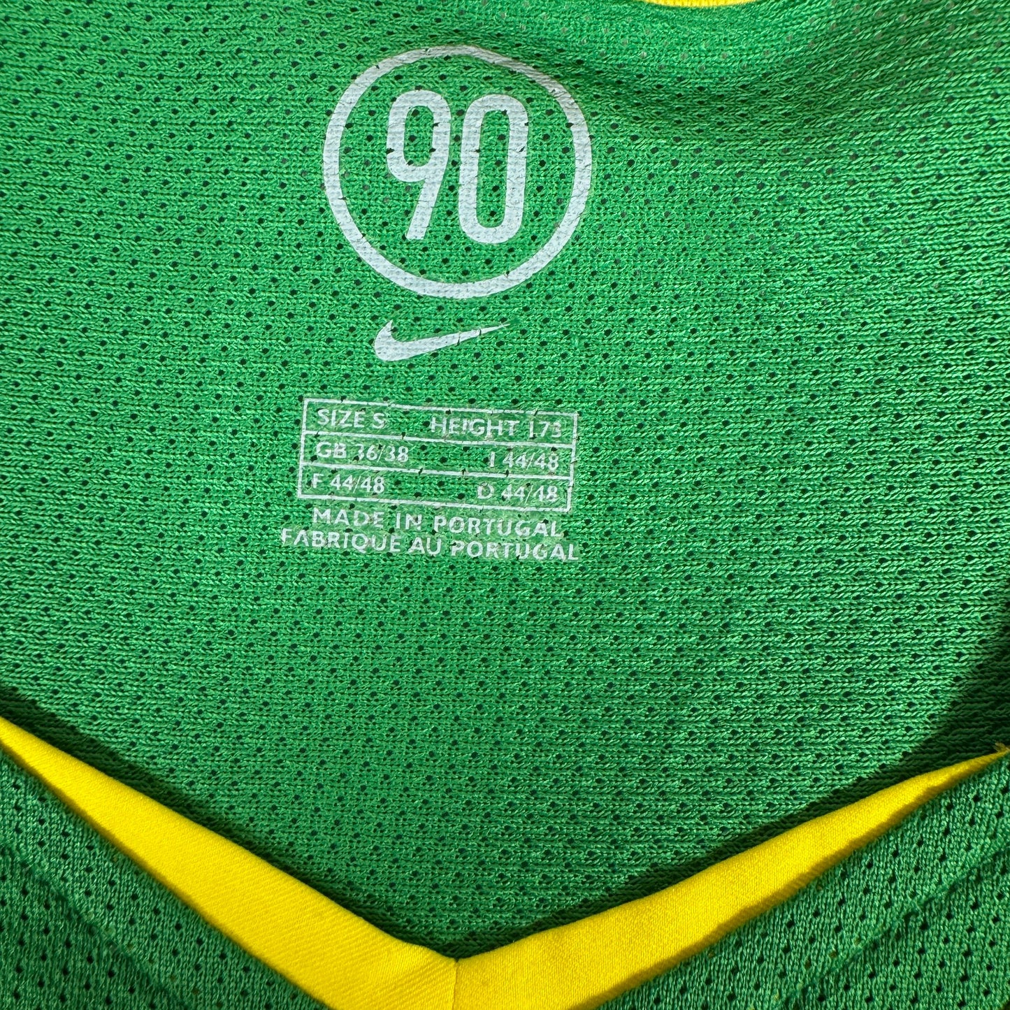 Brazil 2004/2005/2006 Home Football Shirt Small