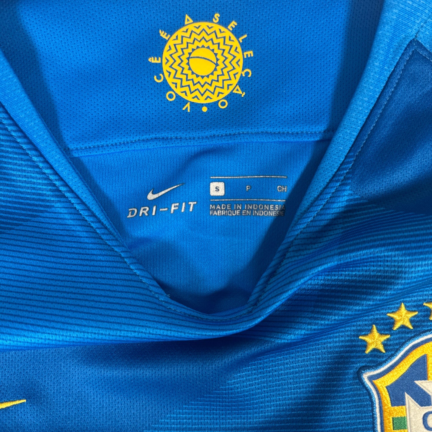 NEYMAR JR 10 Brazil 2018/2019 Away Football Shirt Small