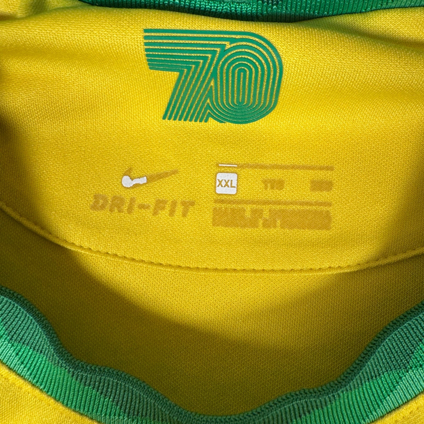 Brazil 2020/2021/2022 Home Football Shirt 2XL