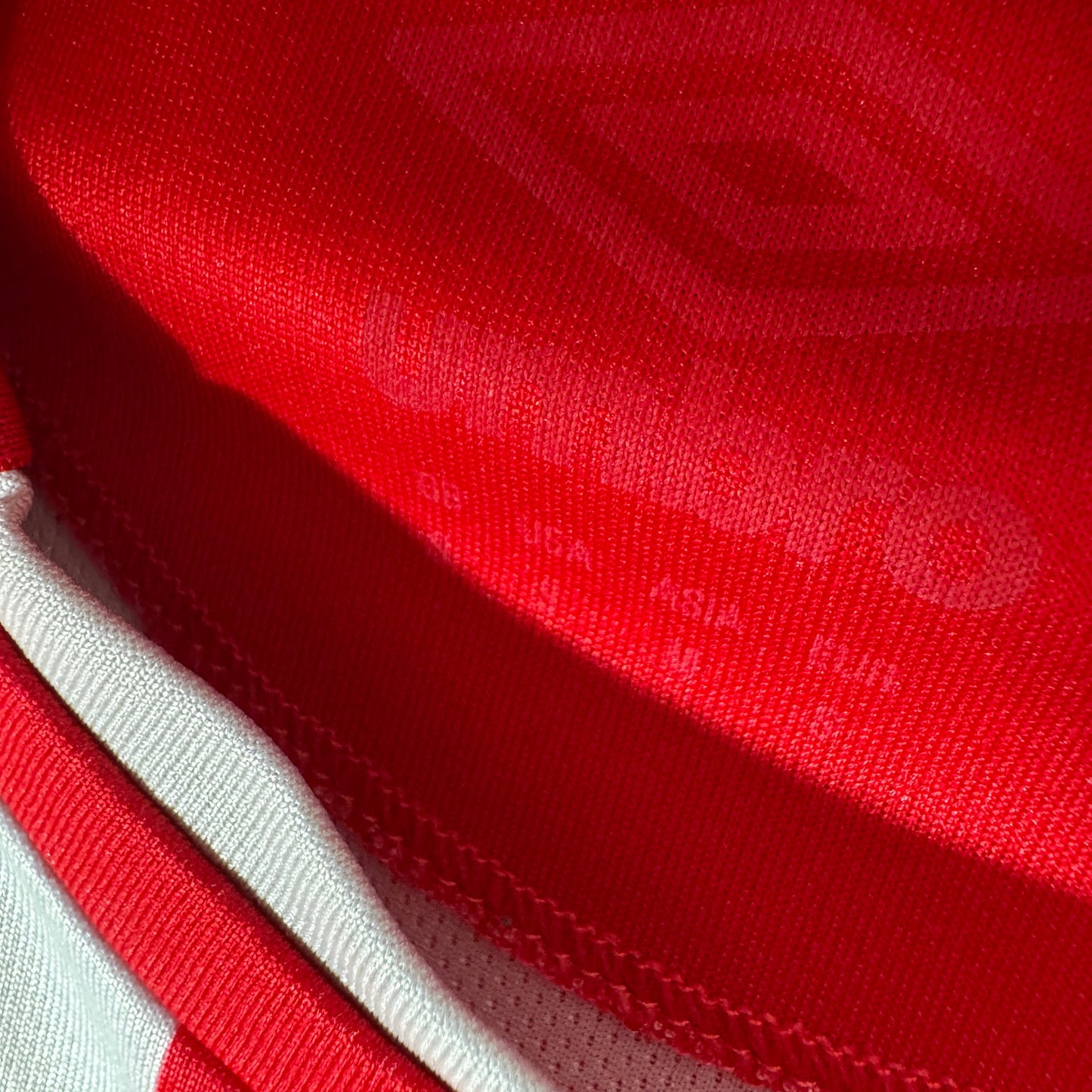 Brentford 2021/2022/2023 Home Football Shirt Small