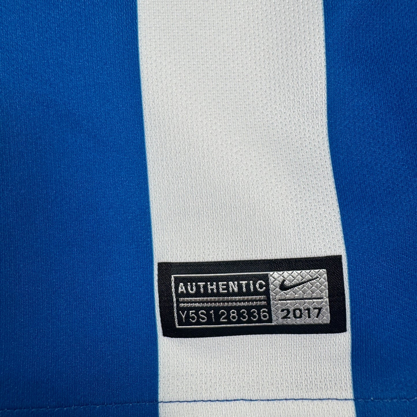 Brighton & Hove Albion 2017/2018 Home Football Shirt XL