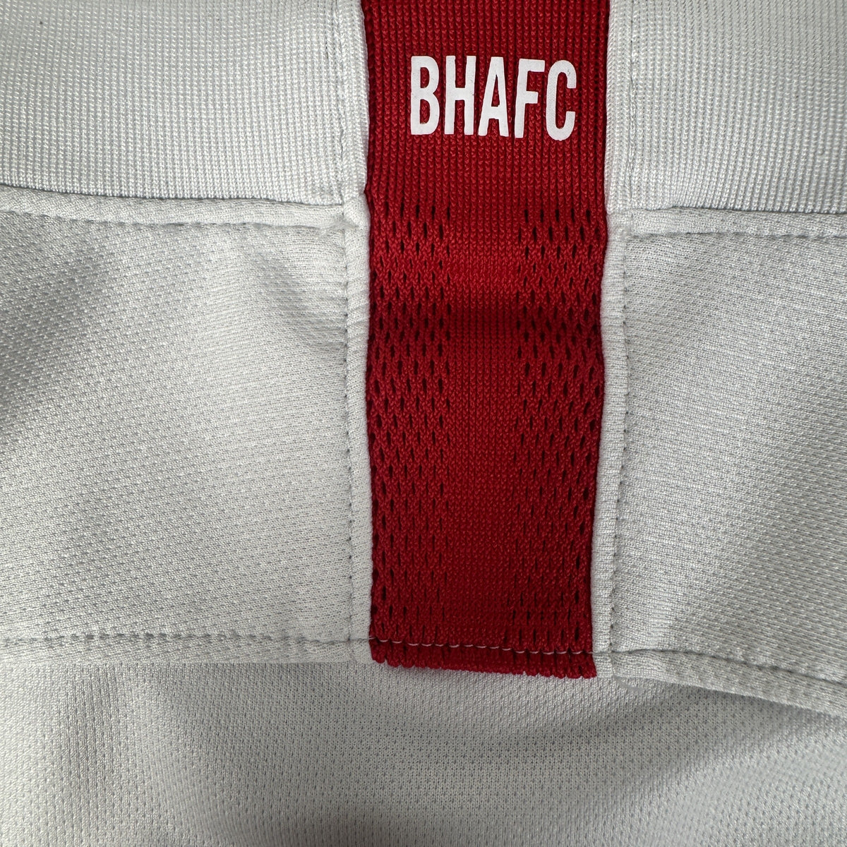 Brighton & Hove Albion 2016/2017 Home Football Shirt Small