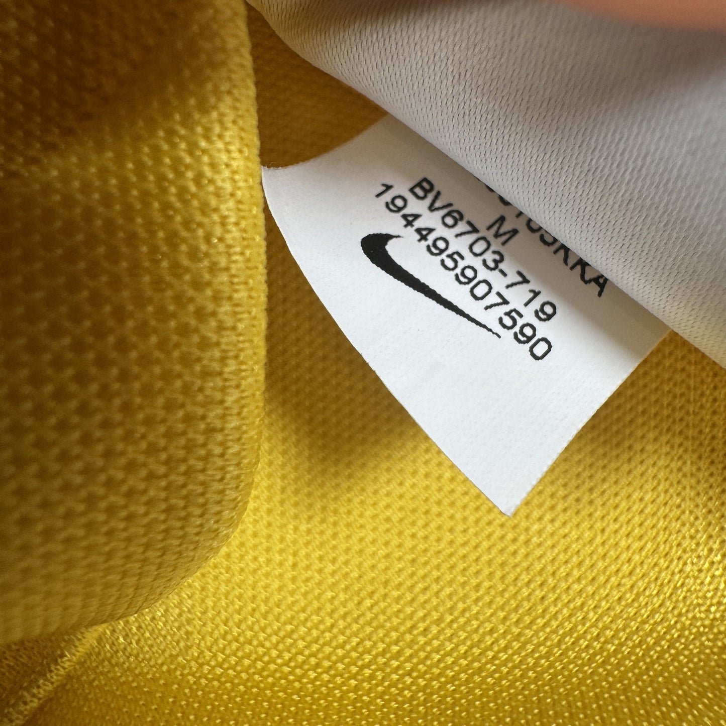 Brighton & Hove Albion 2020/2021/2022 Away Football Shirt Medium