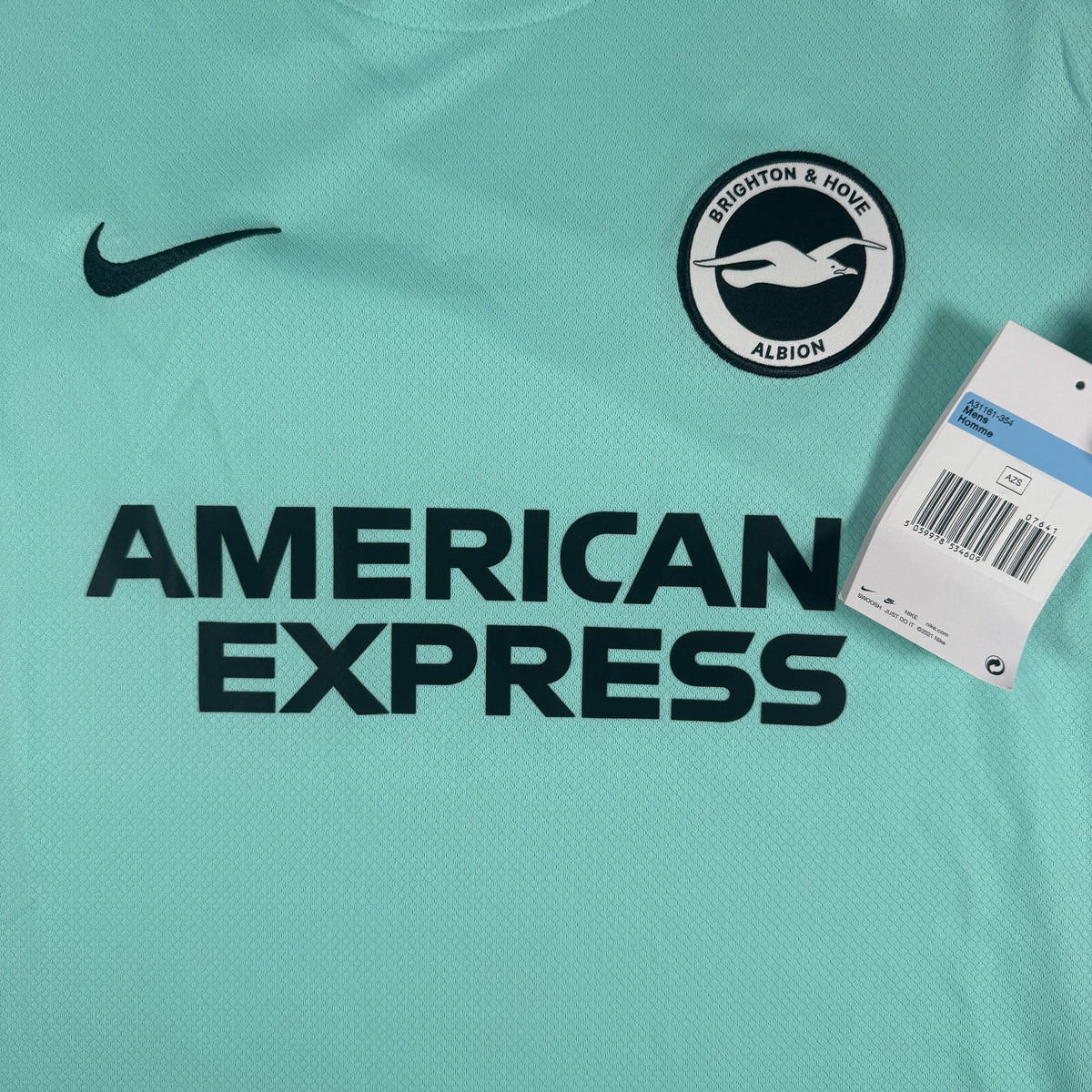 Brighton & Hove Albion 2025/2026 Training Football Shirt Medium BNWT