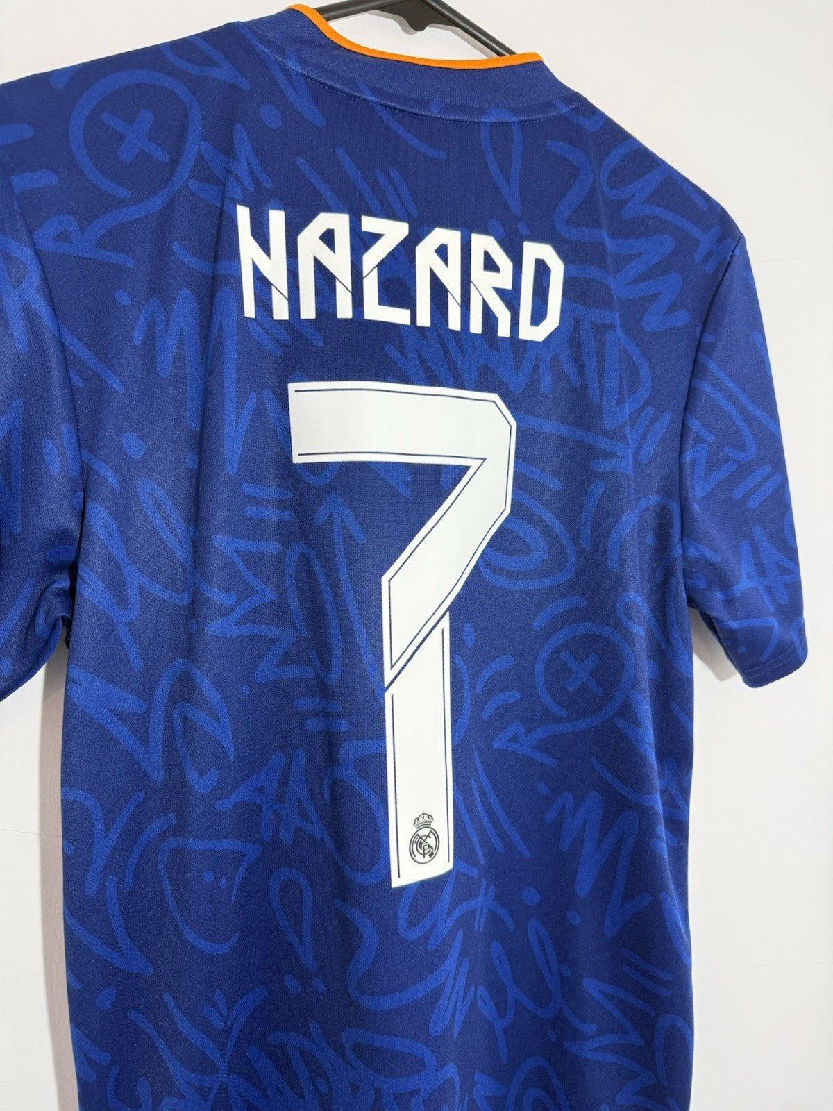 Real Madrid Hazard #7 2021/22 Small Away Shirt Excellent Condition H40942