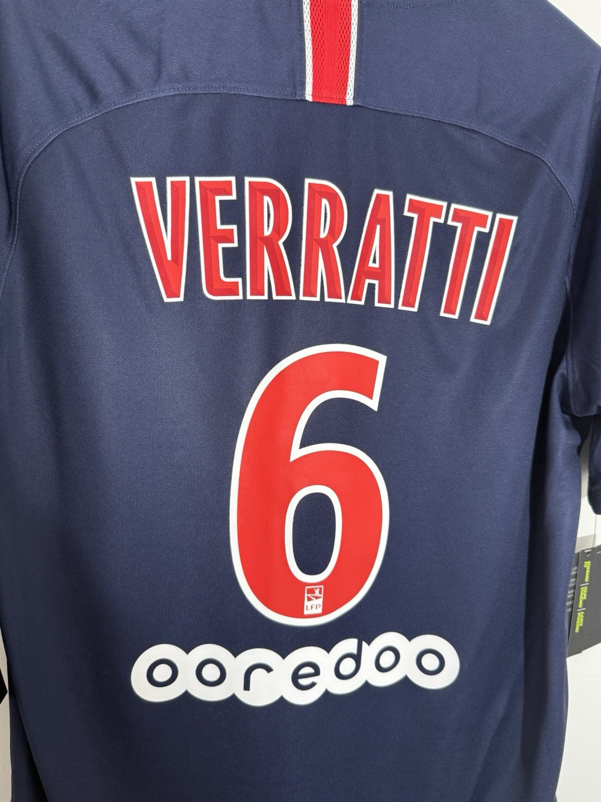 PSG Veratti #6 2018/19 Large Home Shirt Nike BNWT 894432-411