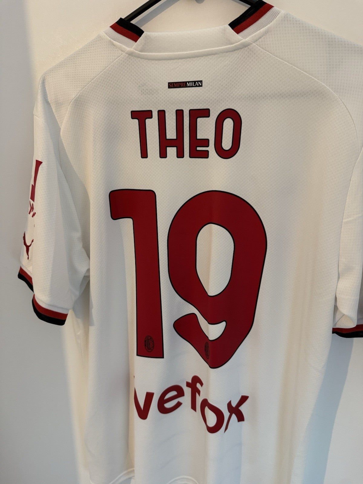 AC Milan Theo #19 2022/23 Large Away Shirt BNWT 765834-02