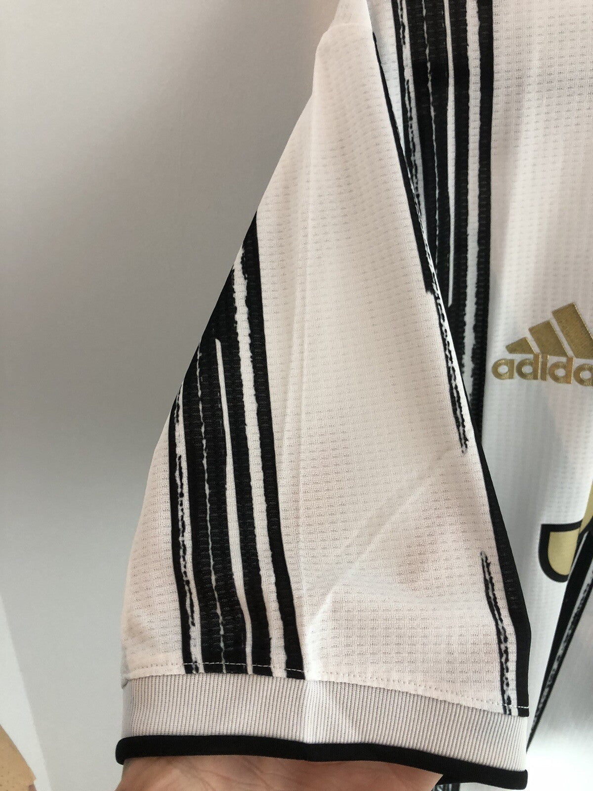 Juventus Morata #9 2020/21 Medium Authentic Home Shirt BNWT GJ7601
