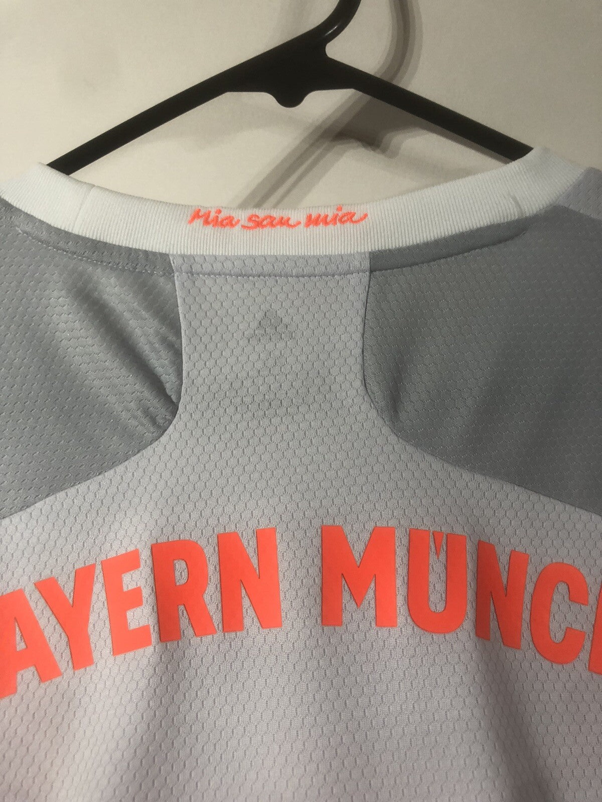 Bayern Munich Gnabry #7 2020/21 XL Away Shirt BNWT GE0583