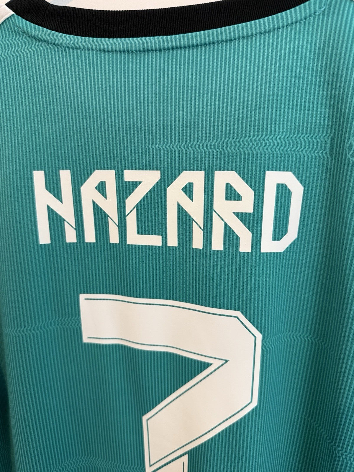 Real Madrid Hazard #7 2021/22 Medium 3rd Shirt Excellent Condition H40951