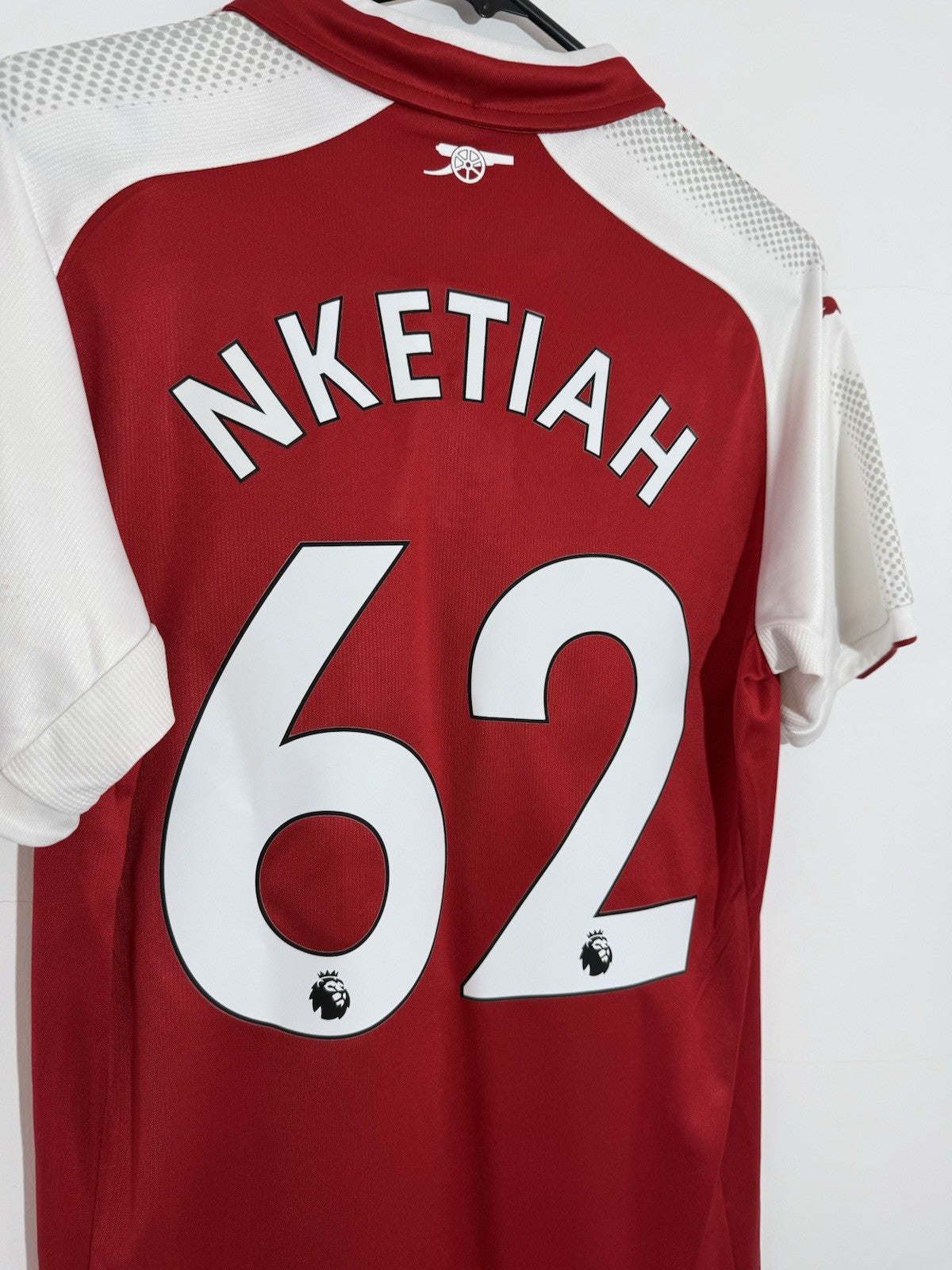 Arsenal Nketiah #62 2017/18 Small Home Shirt Puma Excellent Condition 751509