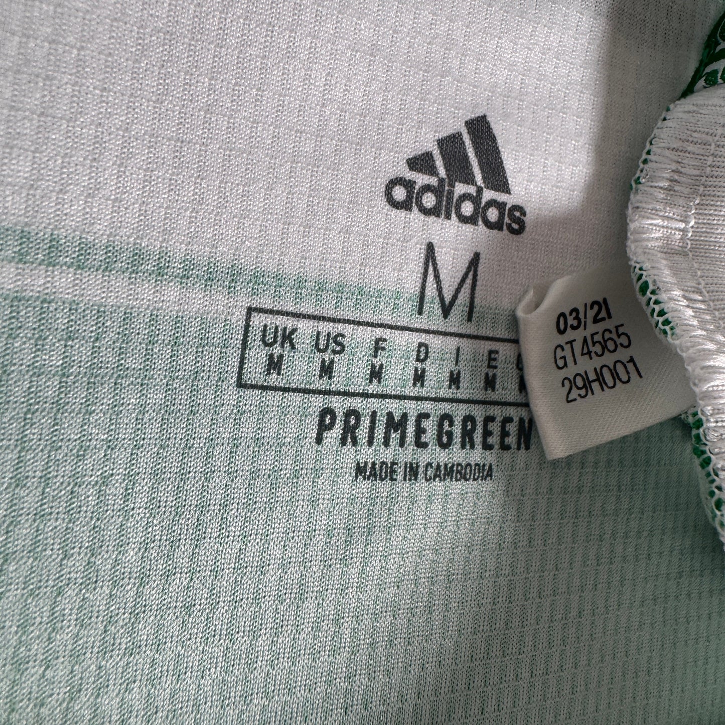 Celtic 2021/2022 Home Football Shirt Medium