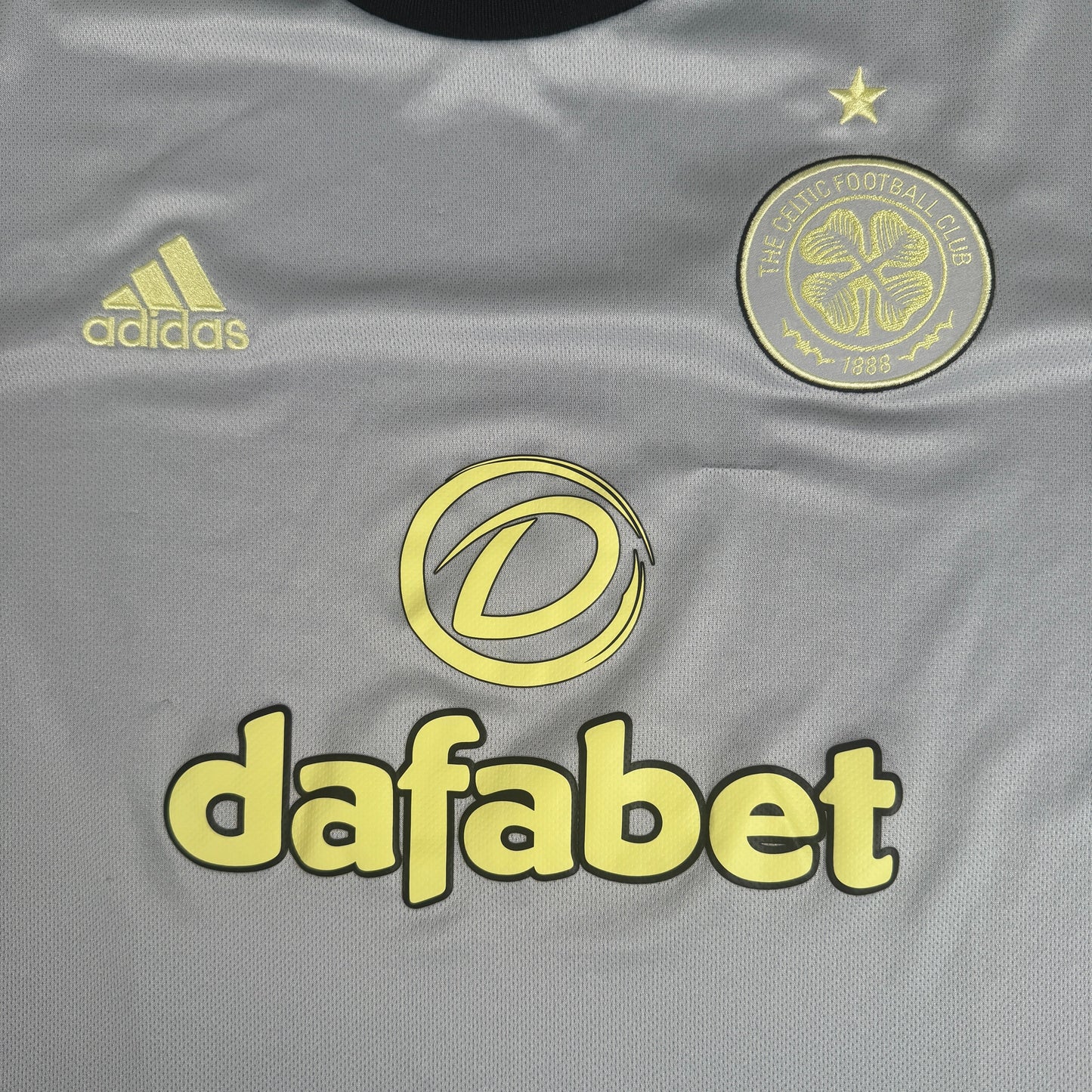 Celtic 2022/2023 Third Football Shirt Large