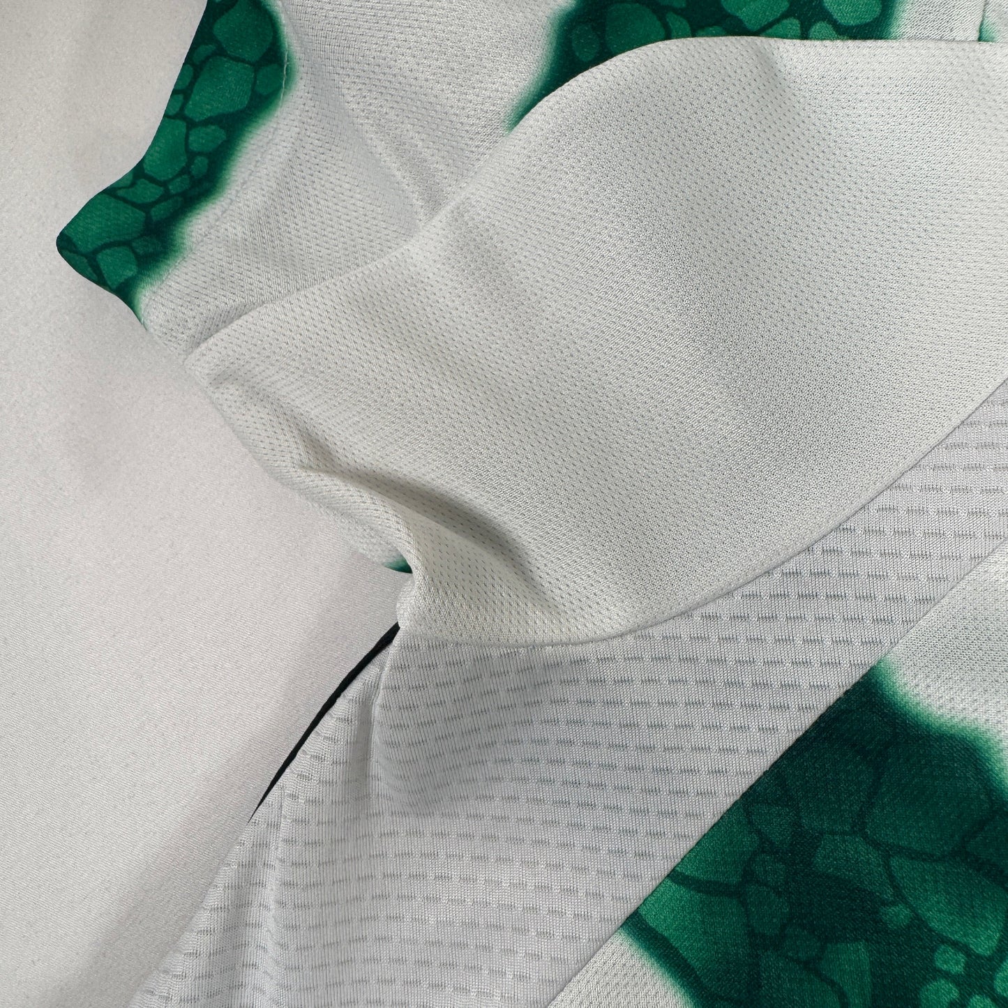 Celtic 2023/2024 Home Sponsorless Football Shirt Large